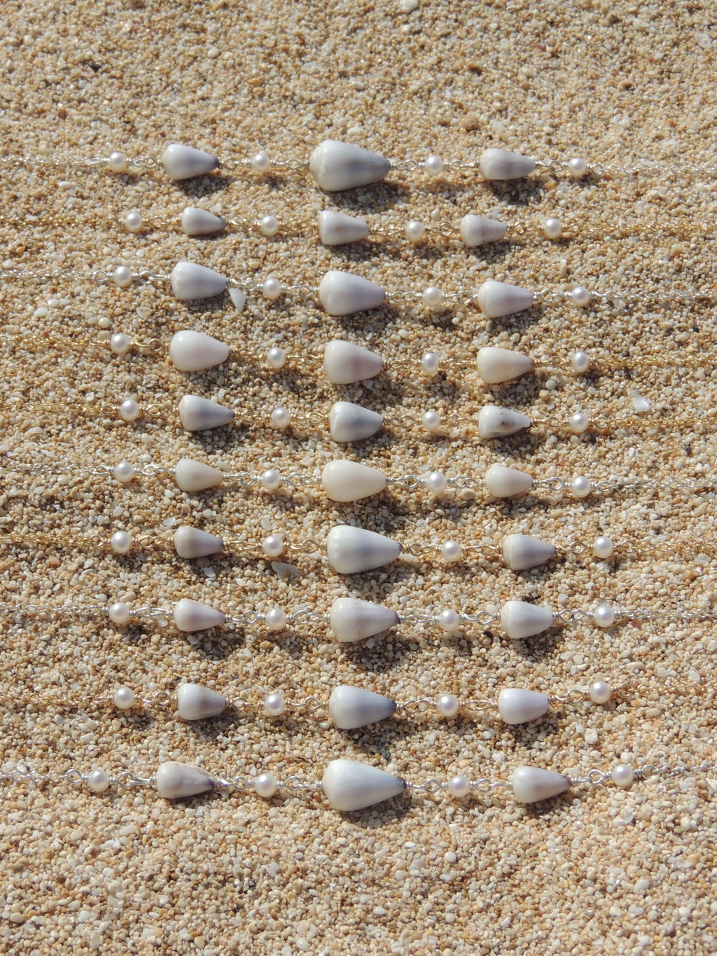 Cone Shell Choker / White Pearls