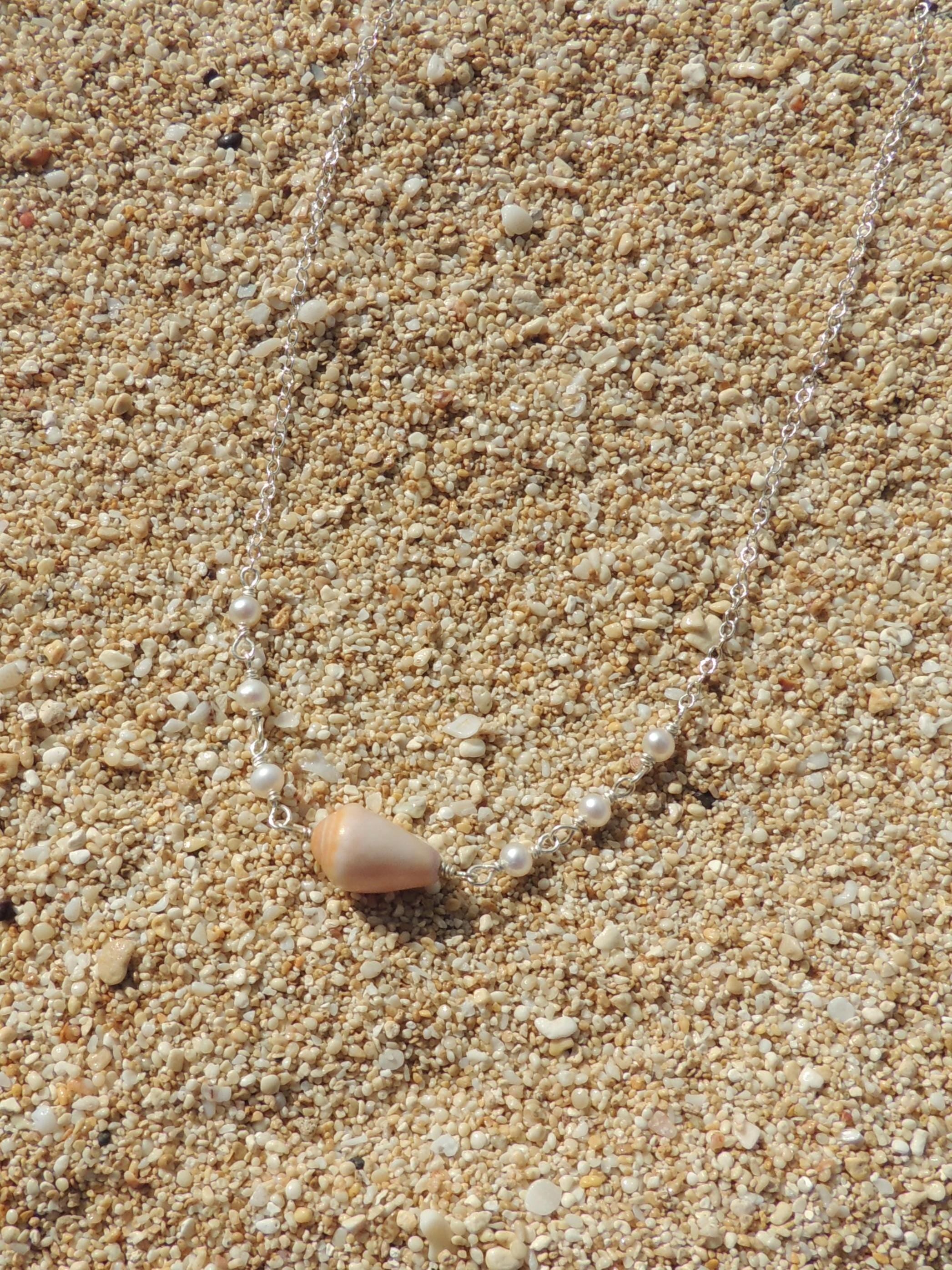 Cone Shell Choker Necklace