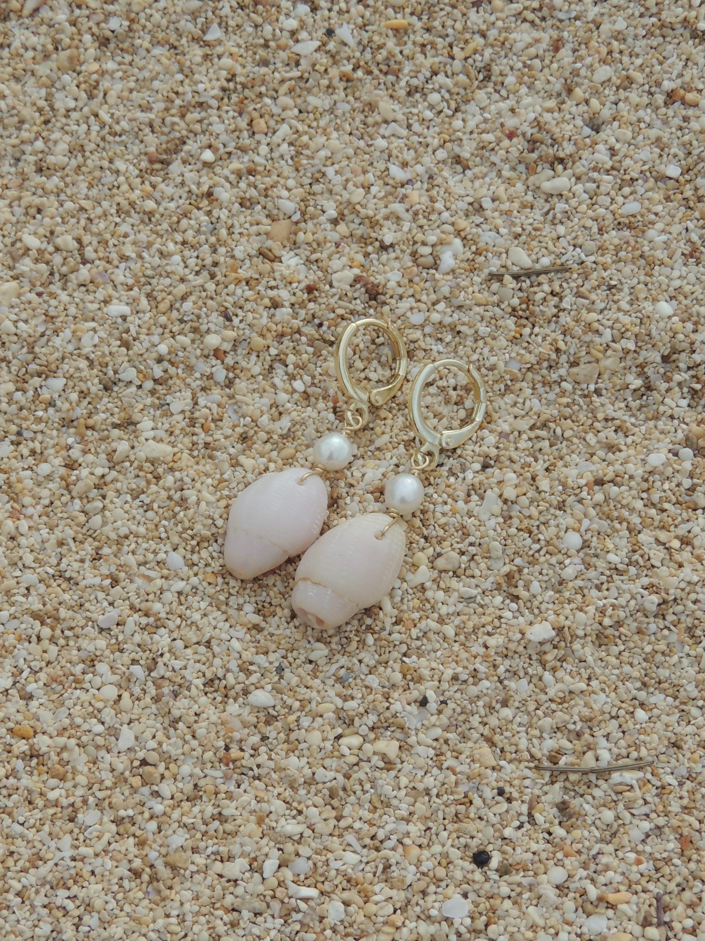Shell Huggies
