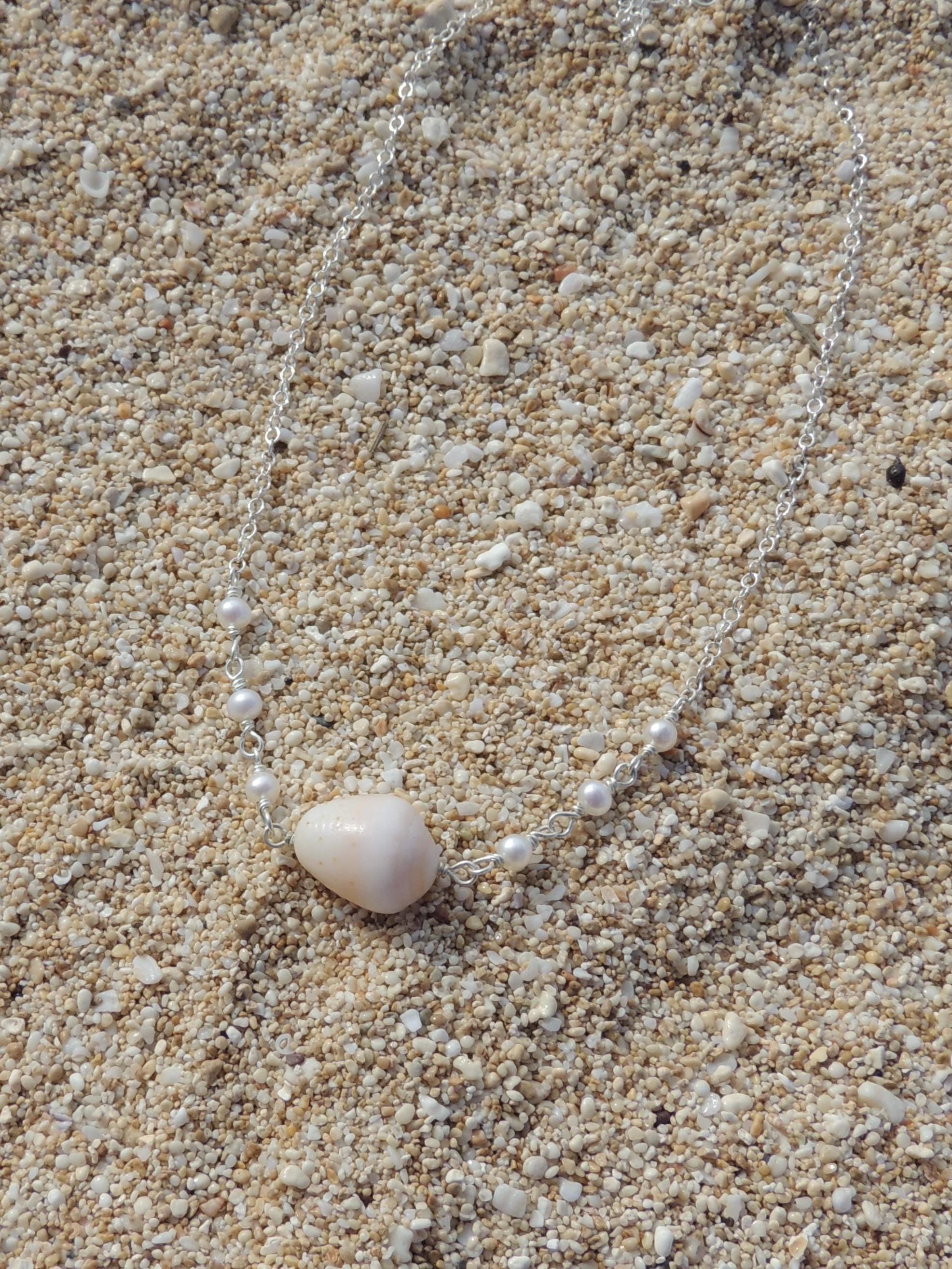 Cone Shell Choker Necklace