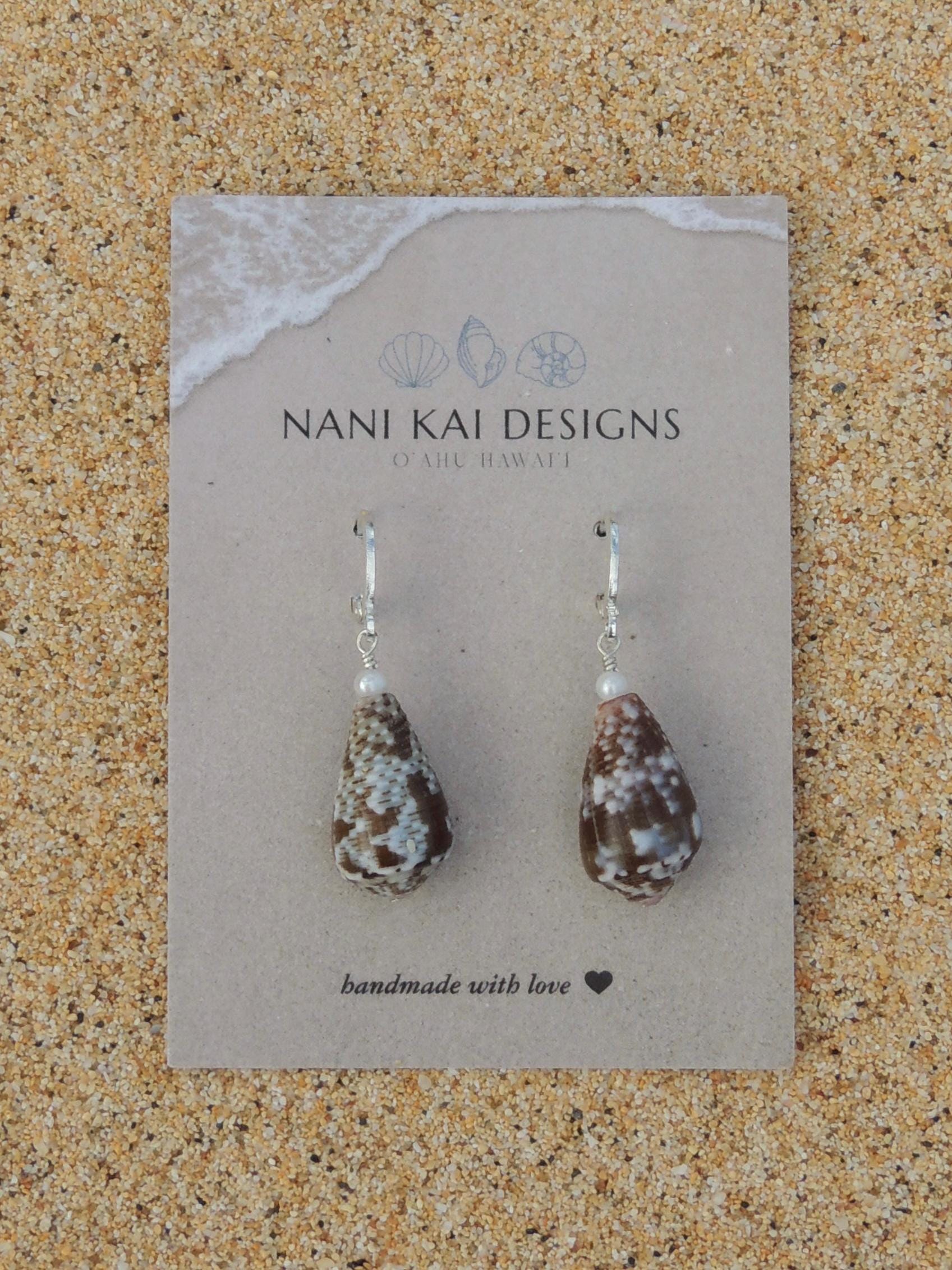 Cat Cone Shell Huggies