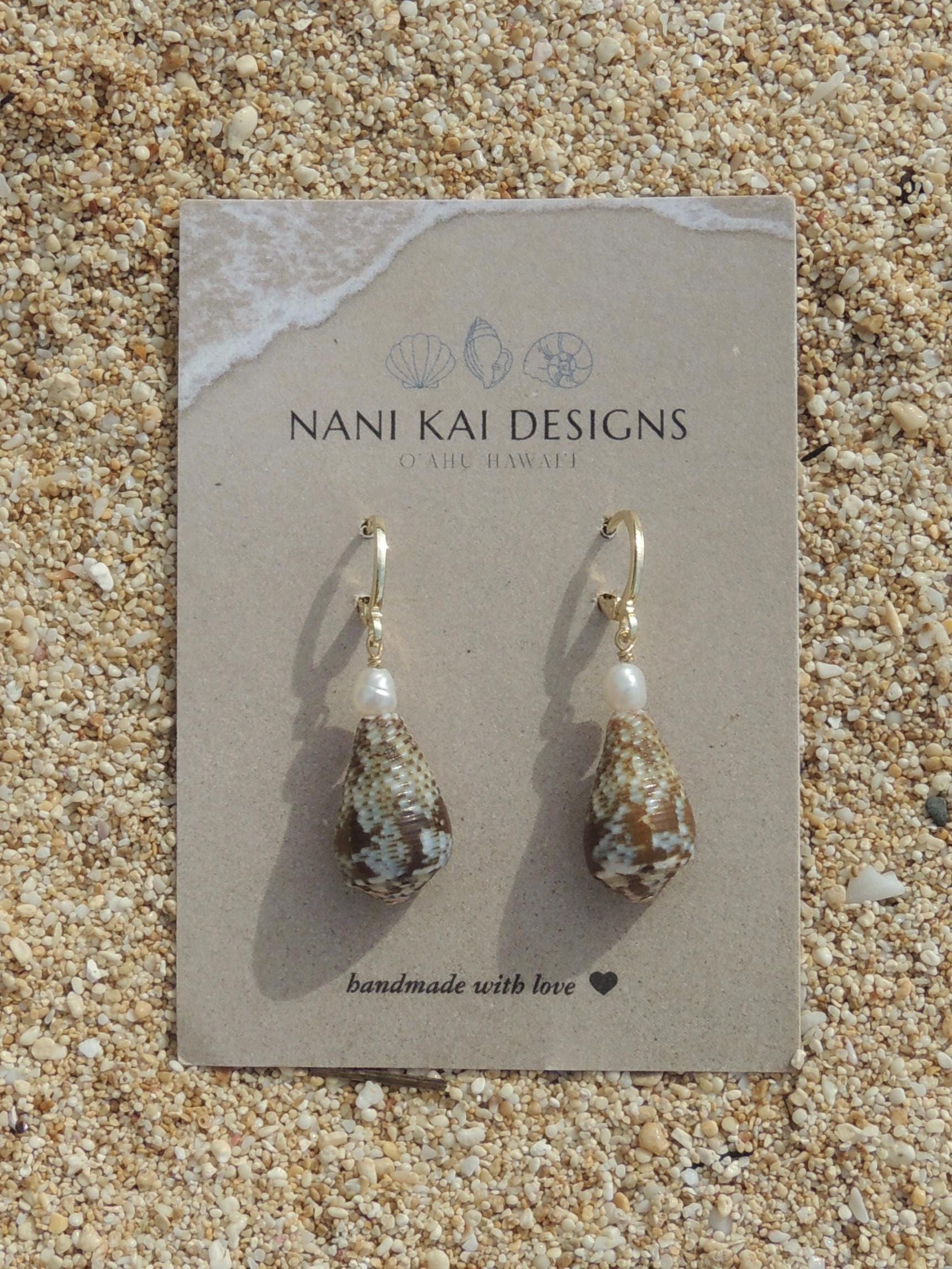 Cat Cone Shell Huggies