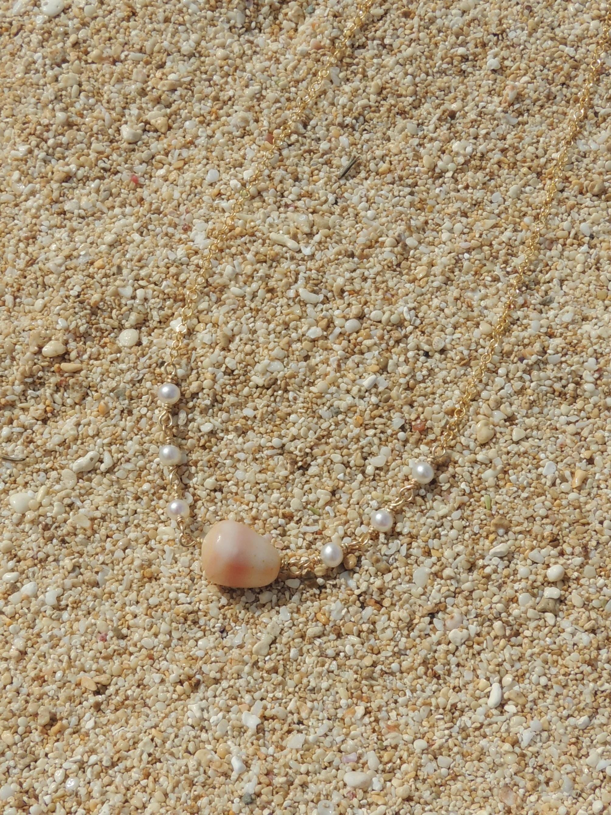 Cone Shell Choker Necklace