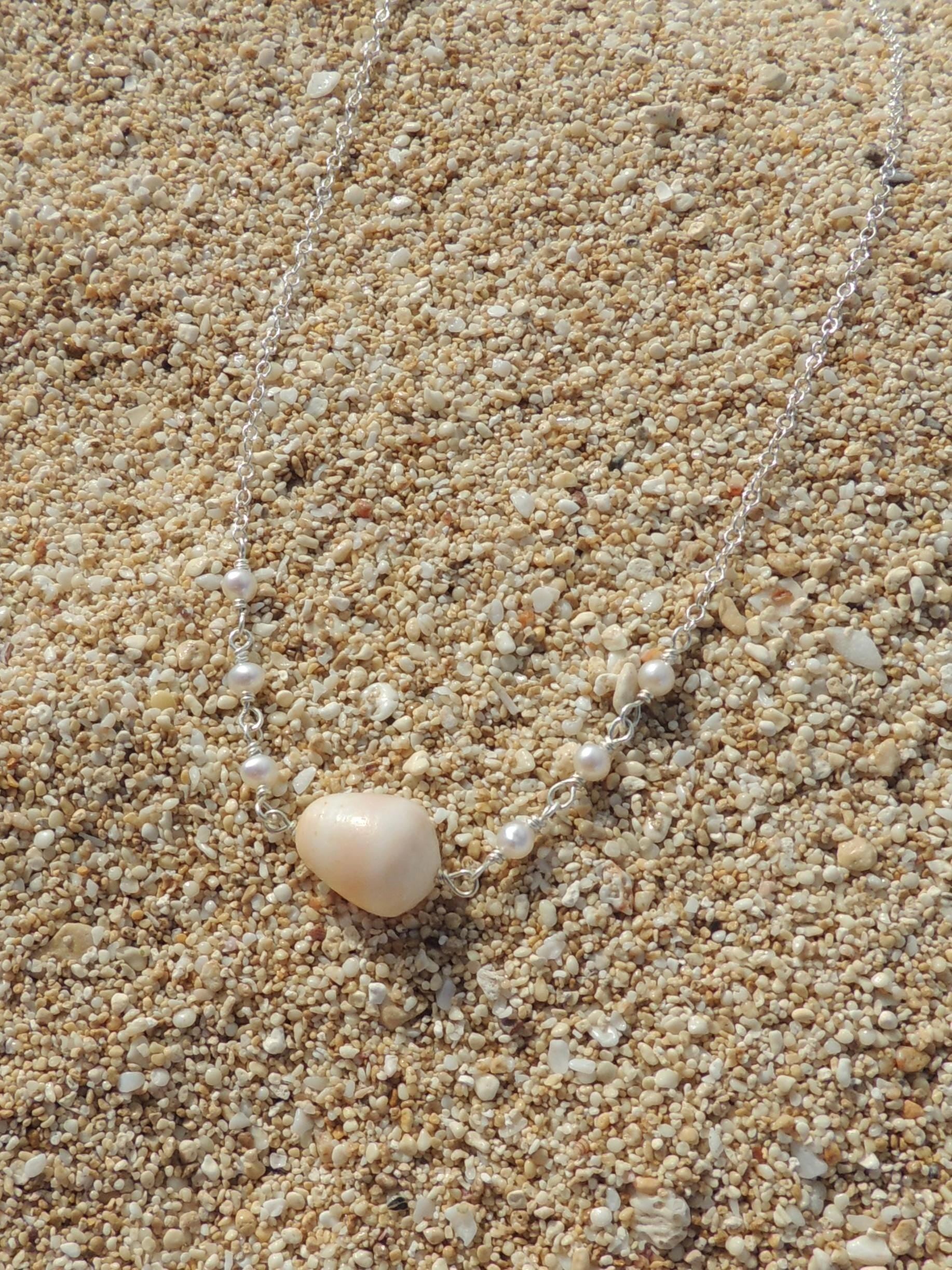 Cone Shell Choker Necklace