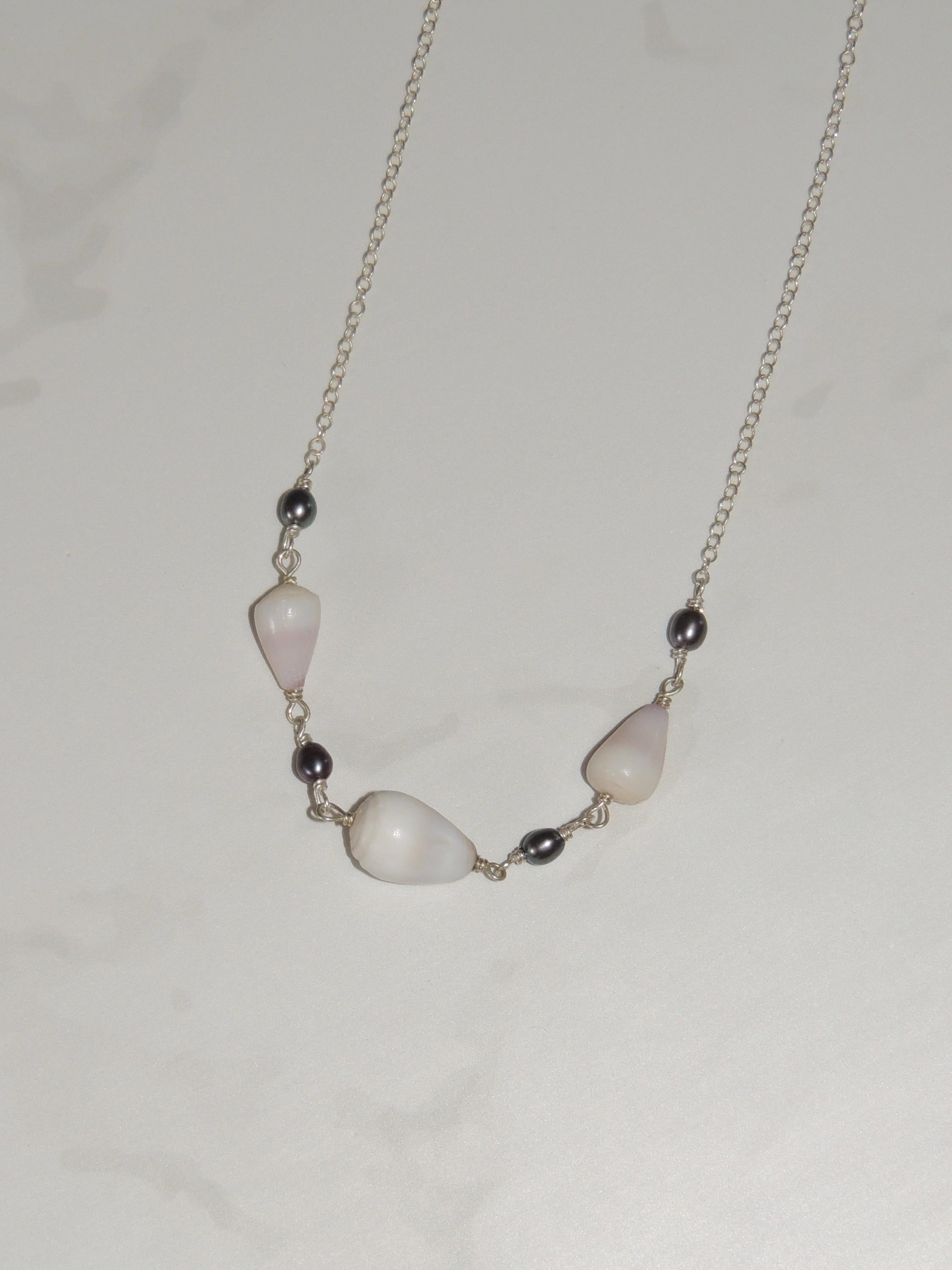 Cone Shell Choker / Black Pearls