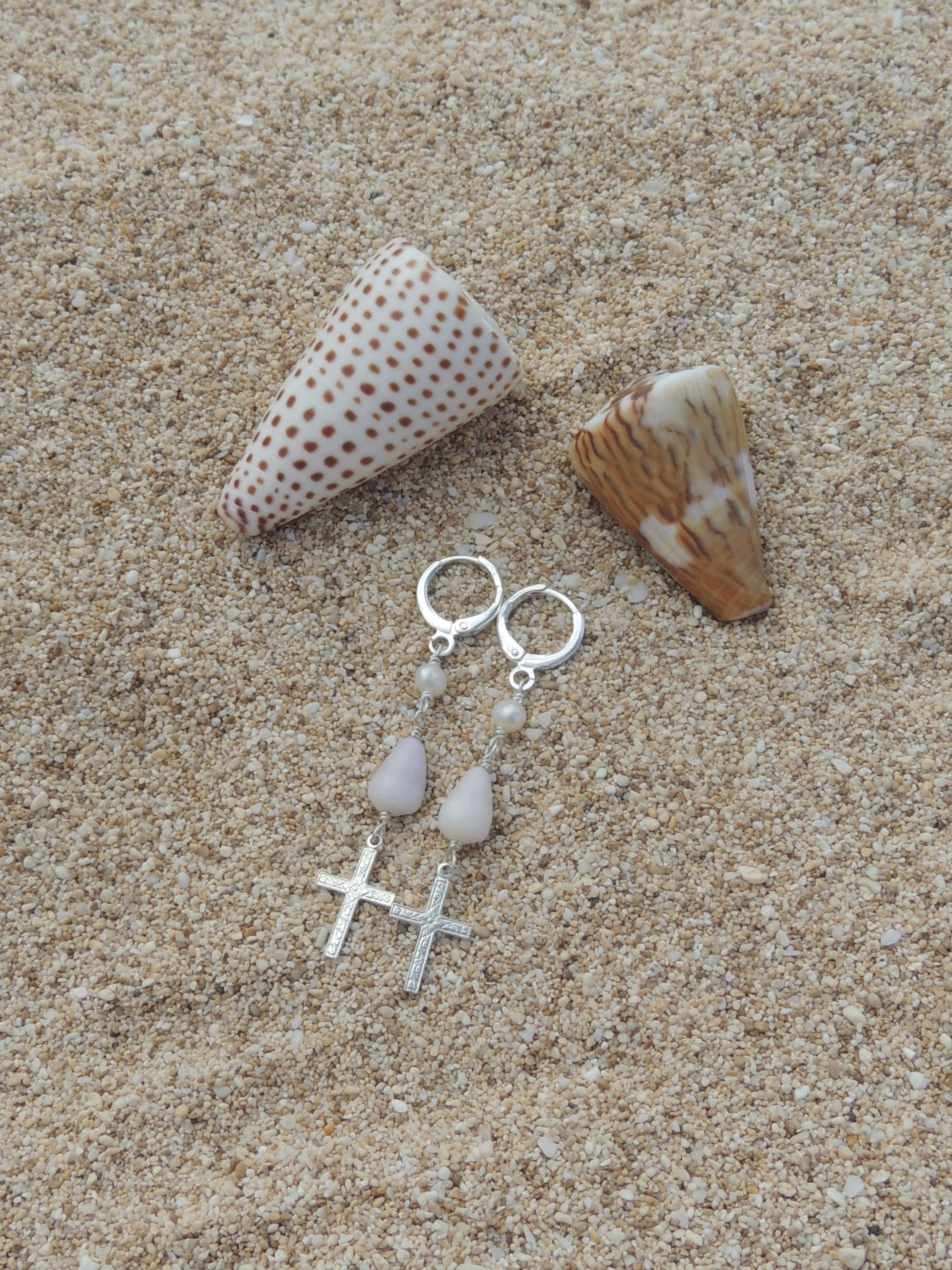Cone Shell / Cross Charm Huggies