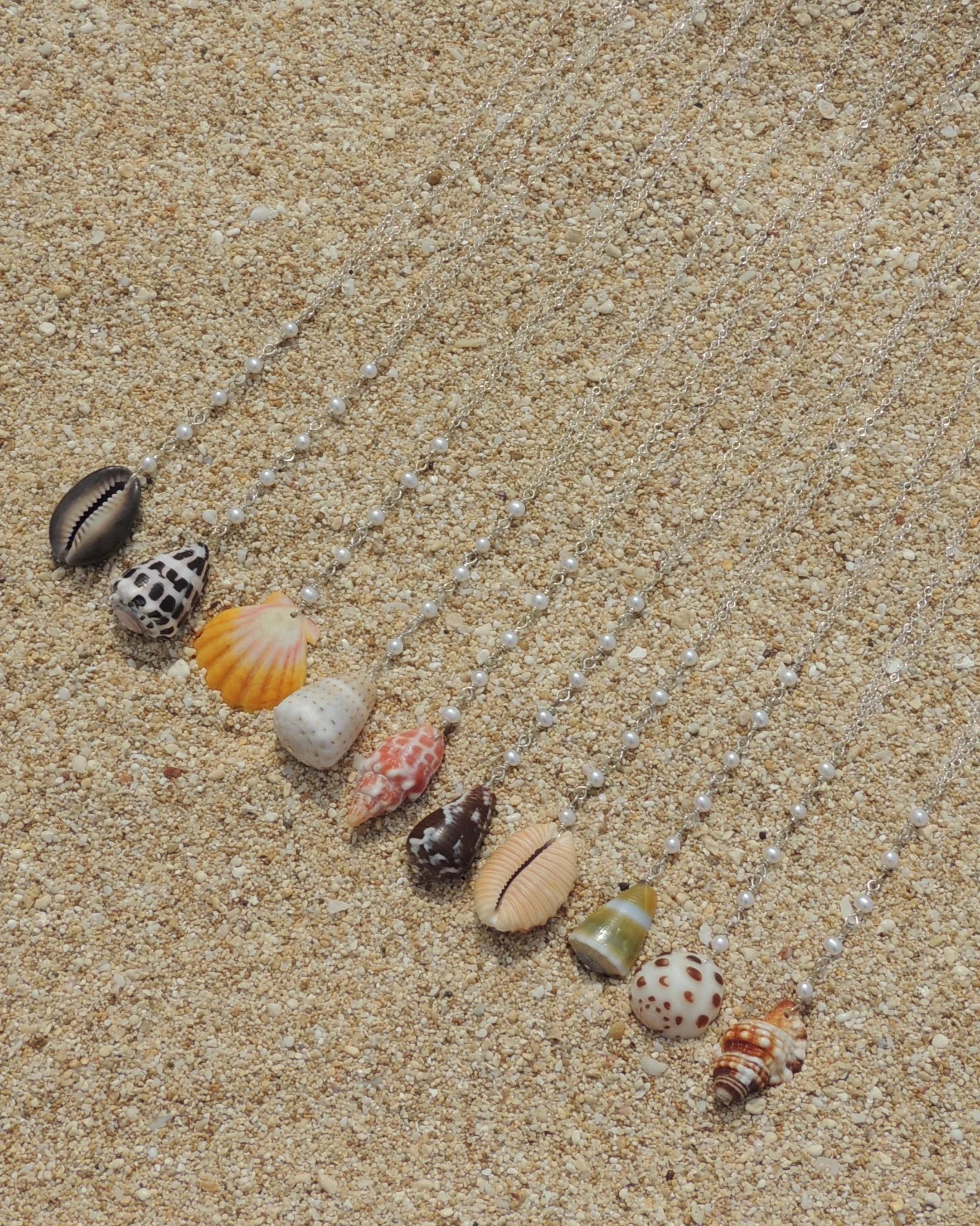 Drupe Shell Lariat Necklace