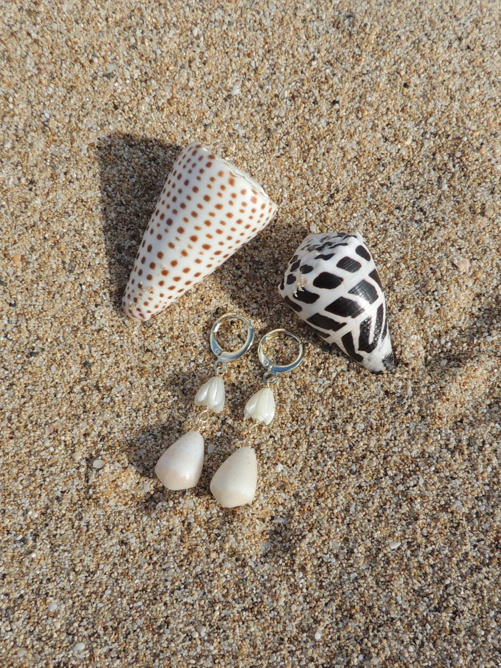 Cone Shell / Pikake Bead Huggies