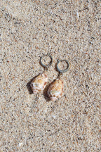Stromb Shell Huggies