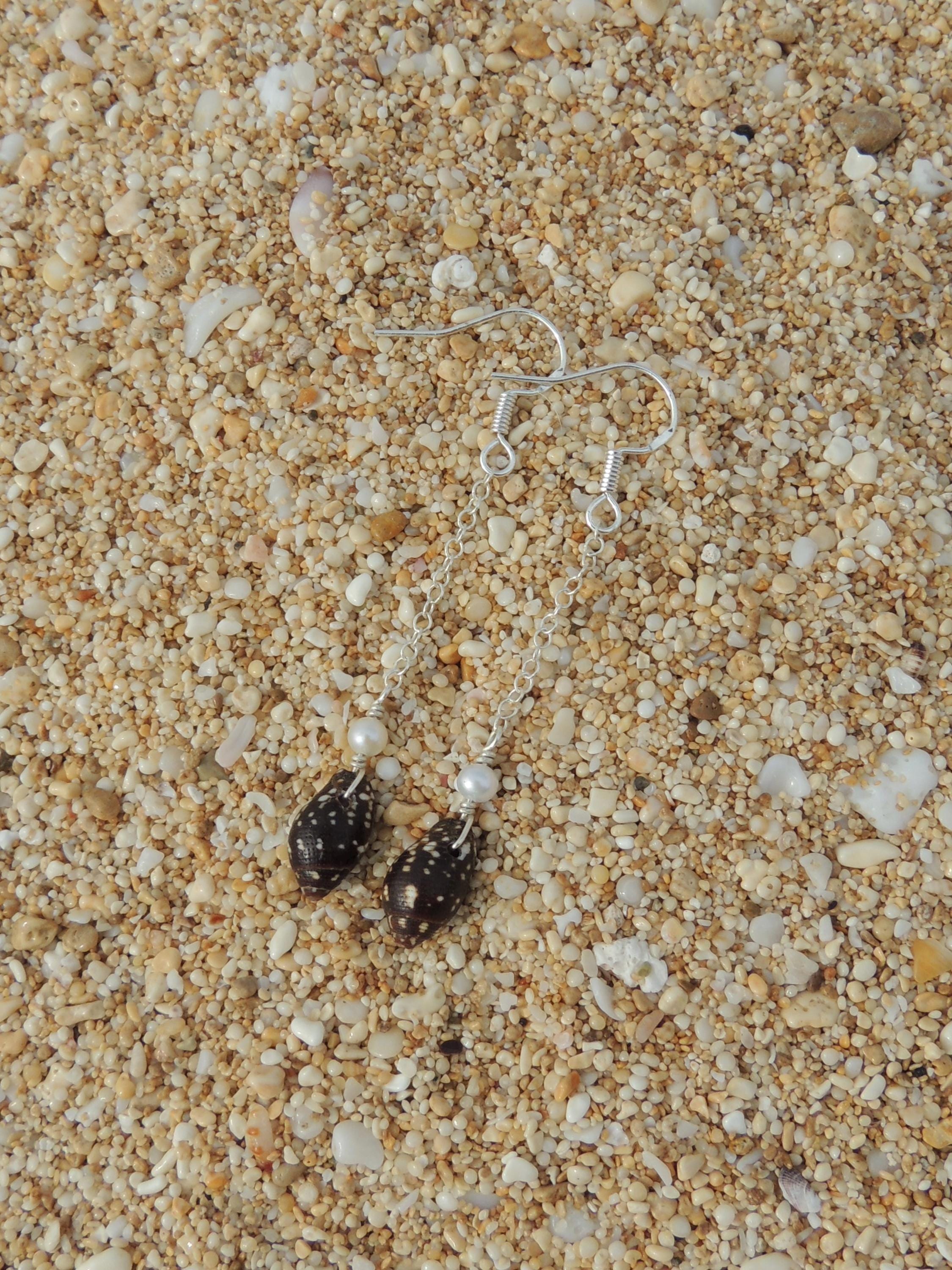 Brown Shell Chain Earrings
