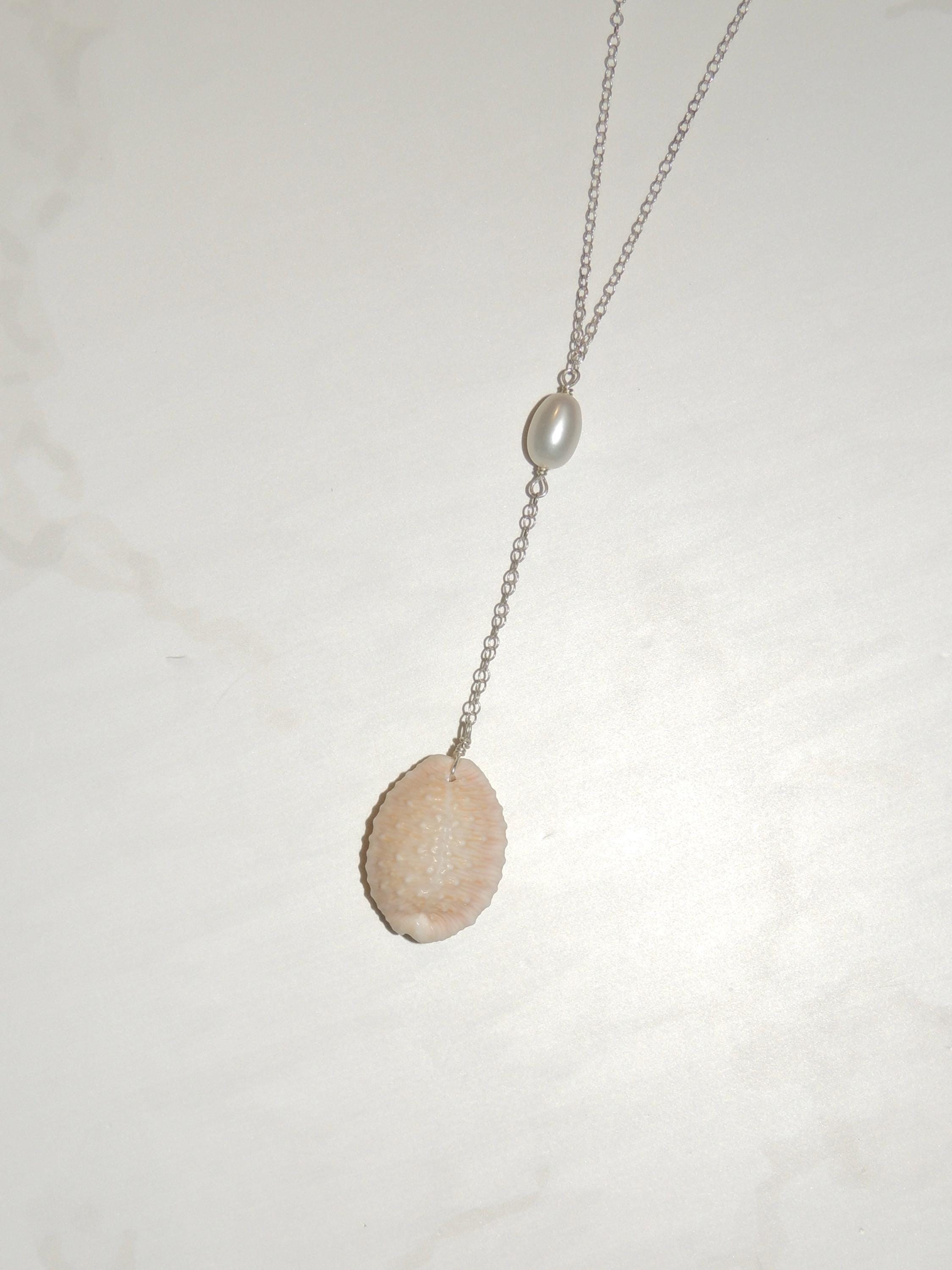 Granulated Cowrie Shell Lariat Necklace