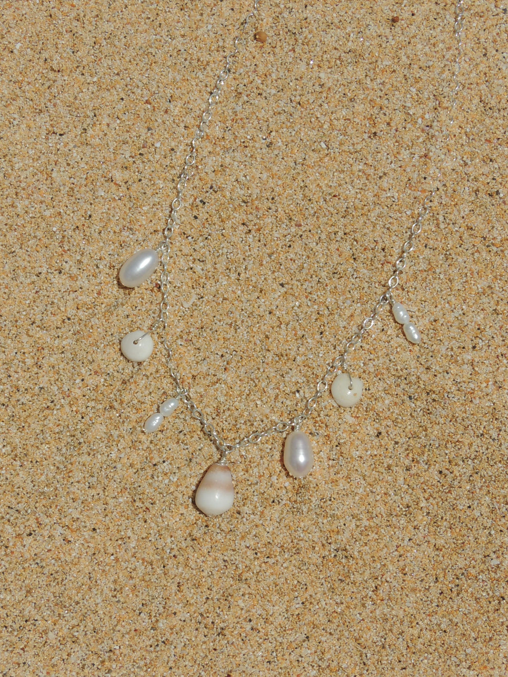 Shell Choker Necklace