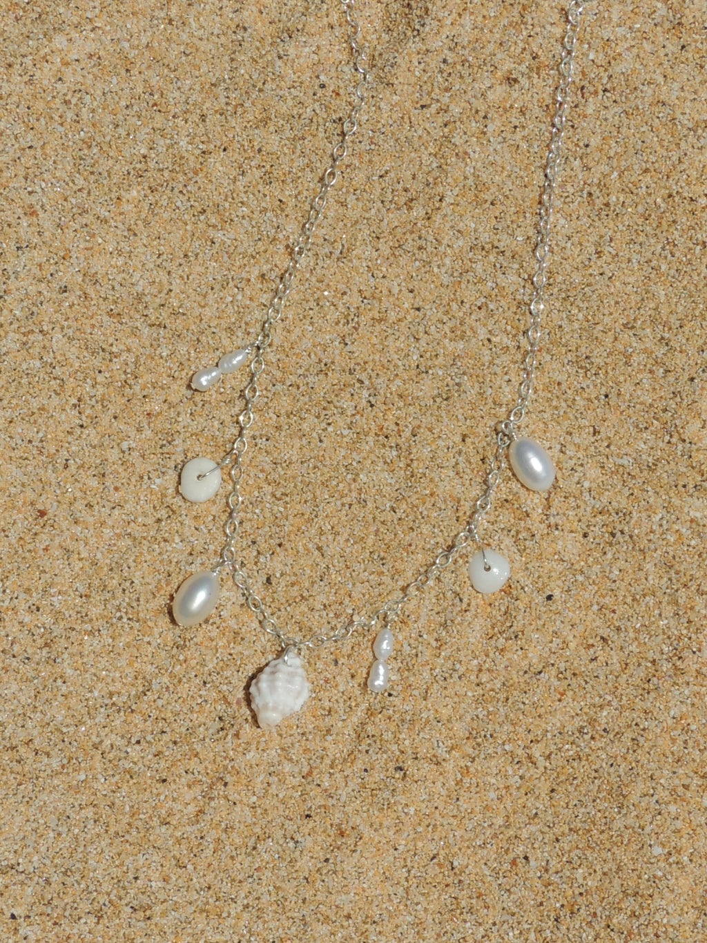 Shell Choker Necklace