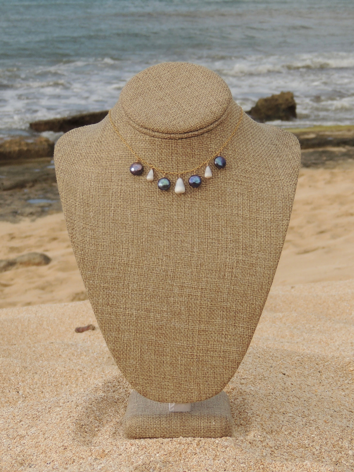 Cone Shell Choker Necklace