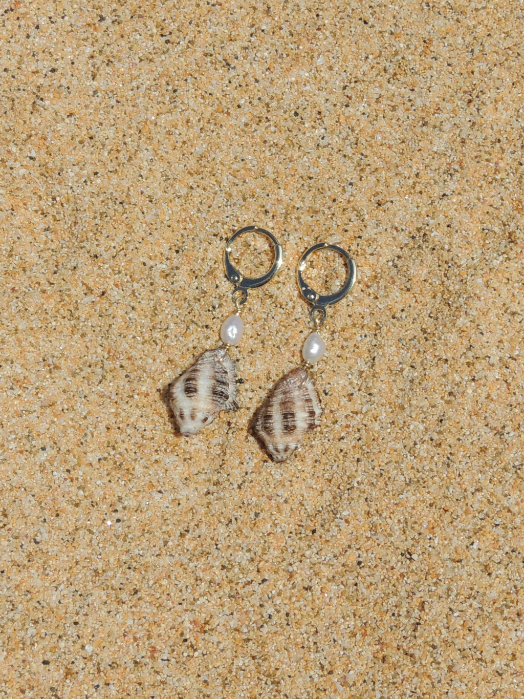 Triton Shell Huggies