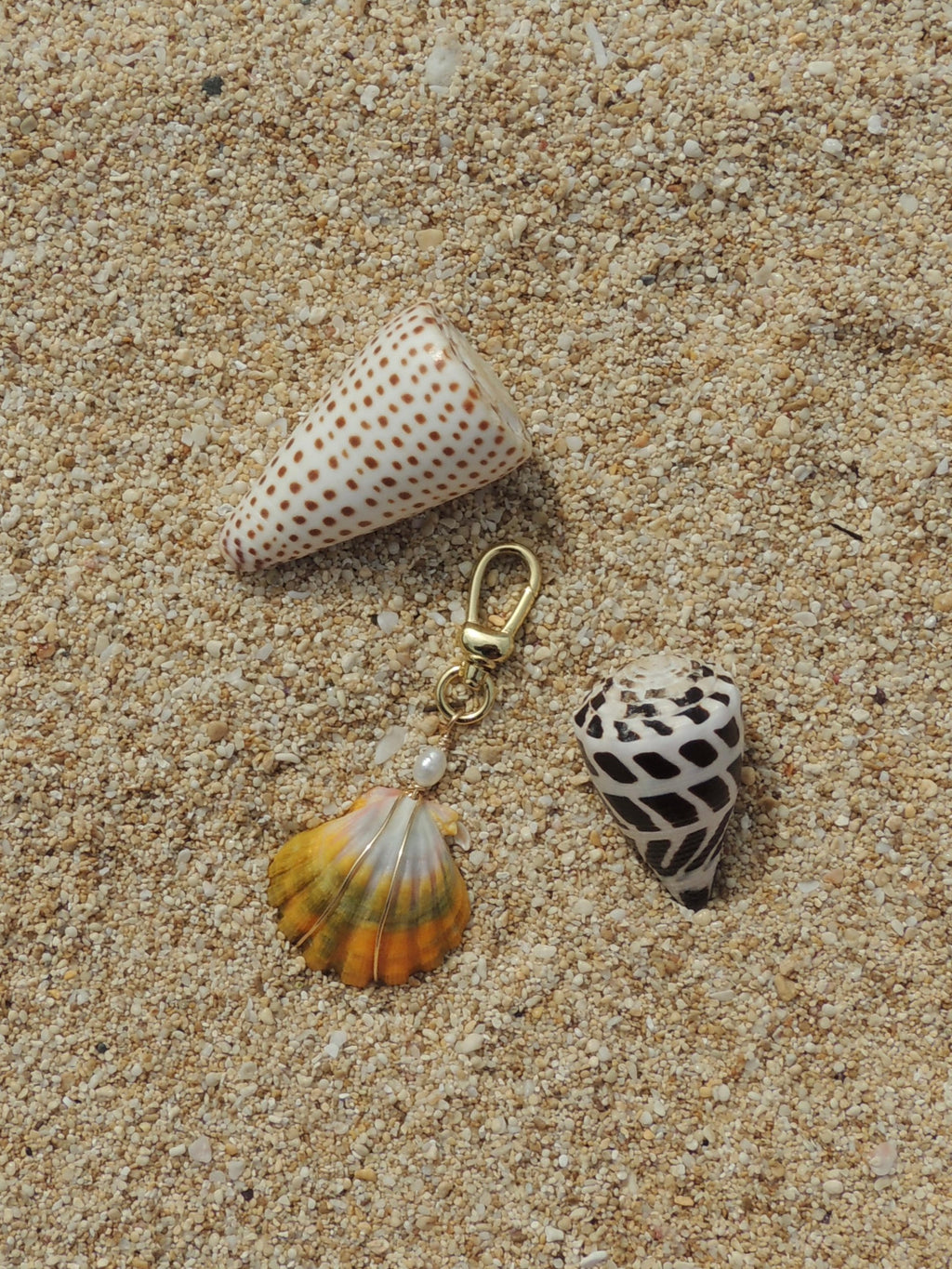 Sunrise Shell Keychain