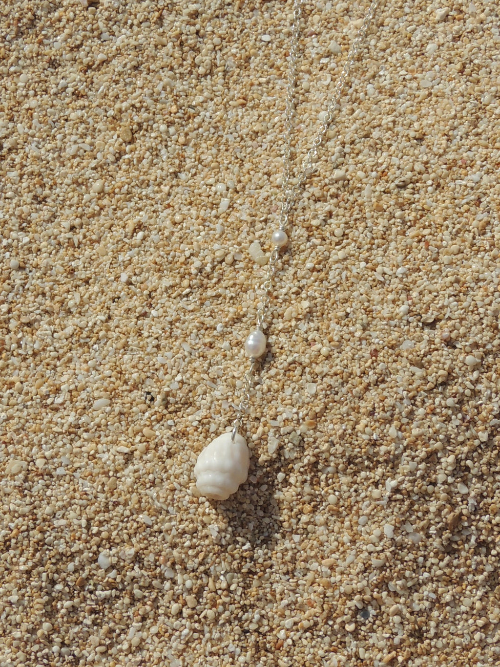 Lattice Miter Shell Necklace