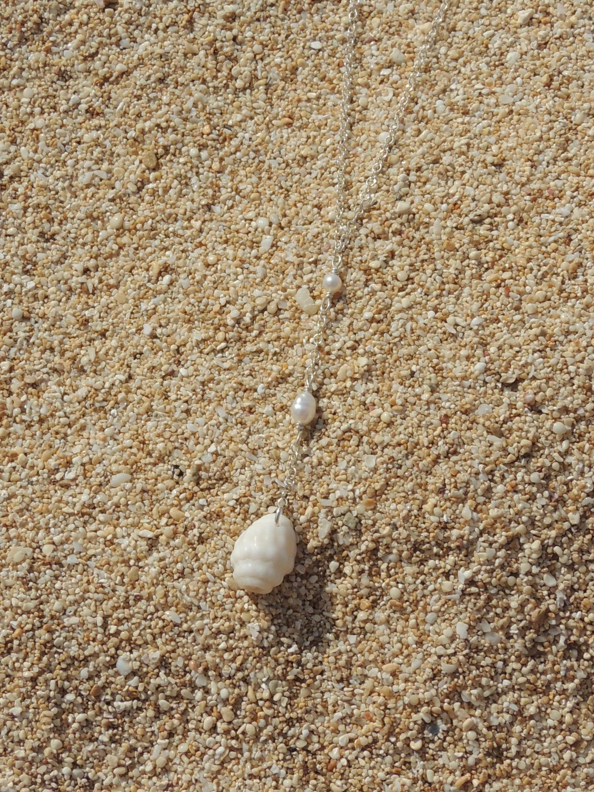 Lattice Miter Shell Necklace