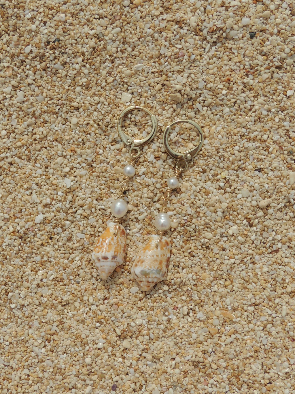Stromb Shell Huggies