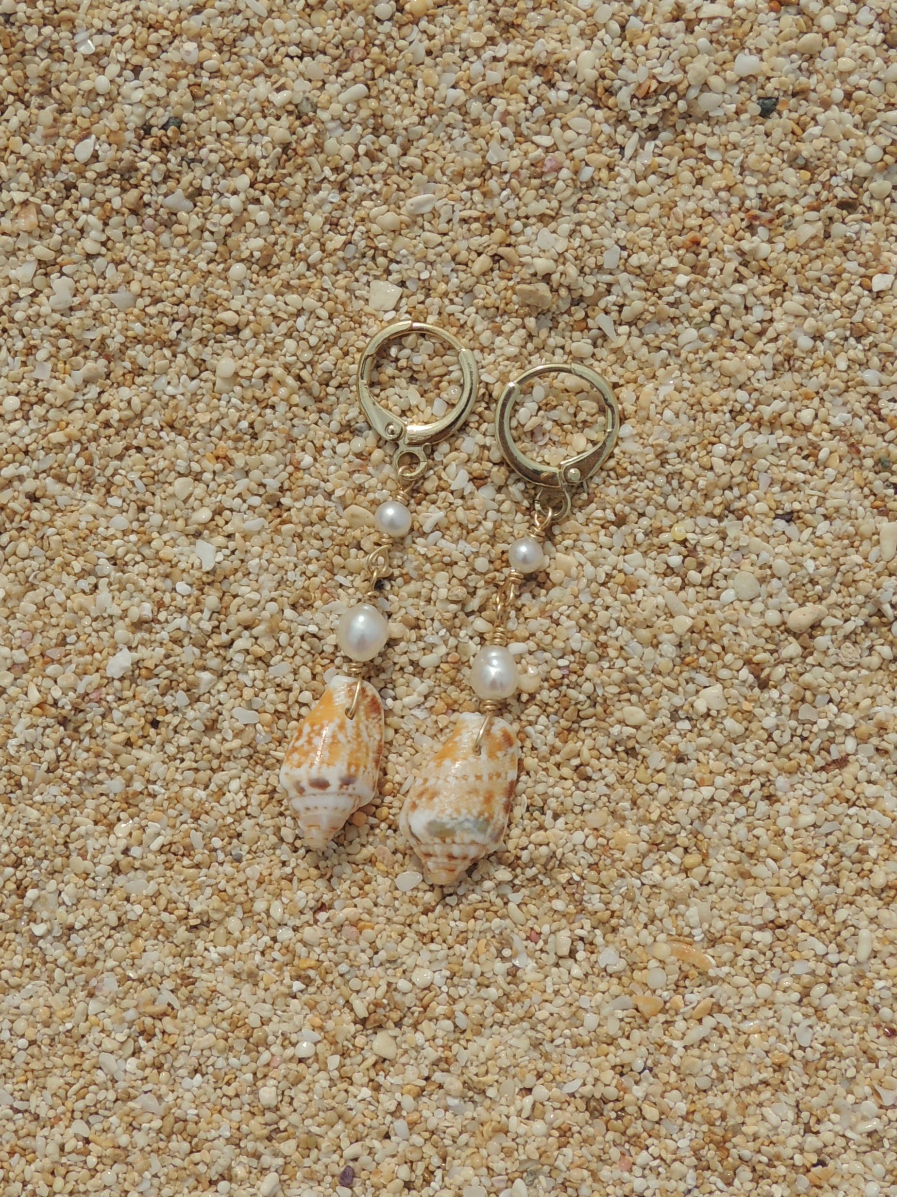 Stromb Shell Huggies