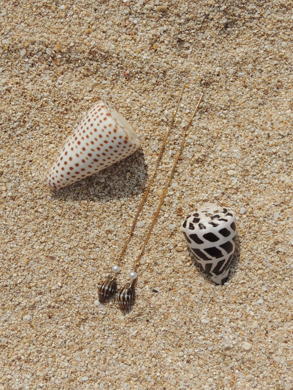 Brown Shell Threaders