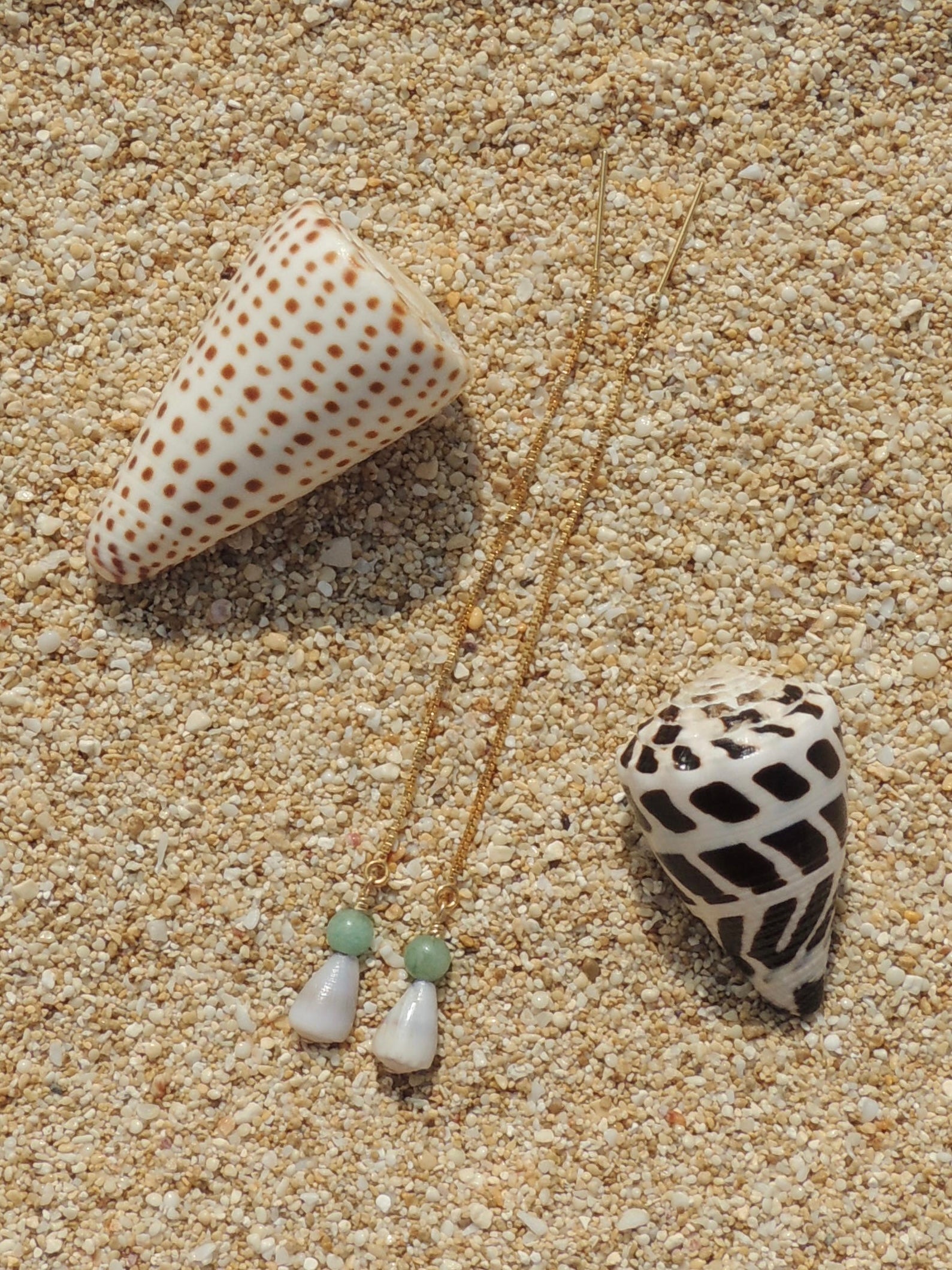Cone Shell / Teal Bead Threaders
