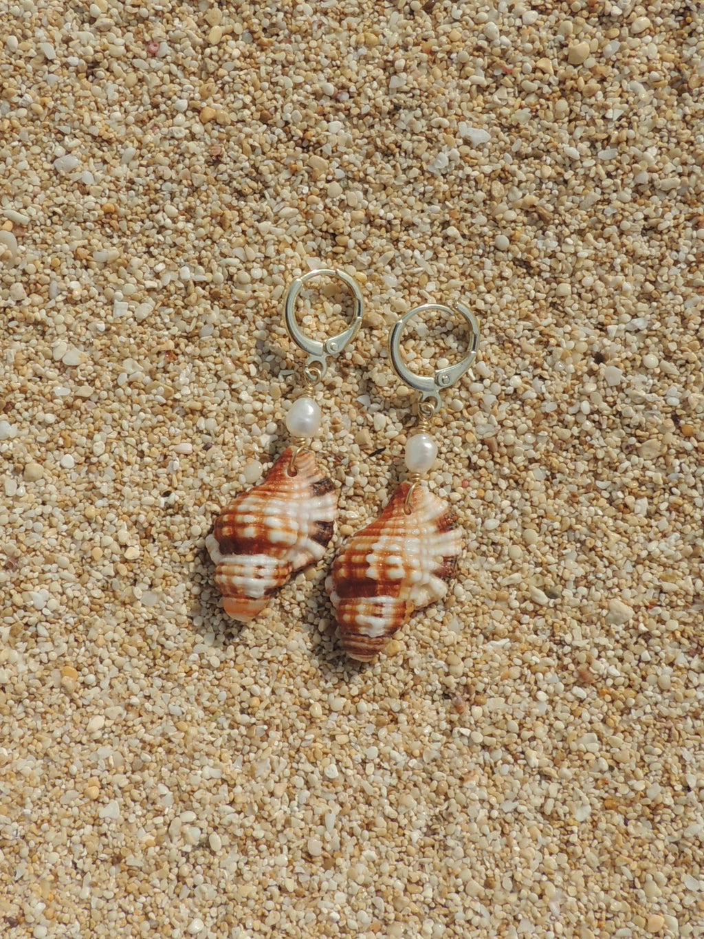 Triton Shell Huggies