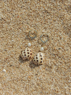 Drupe Shell Huggies