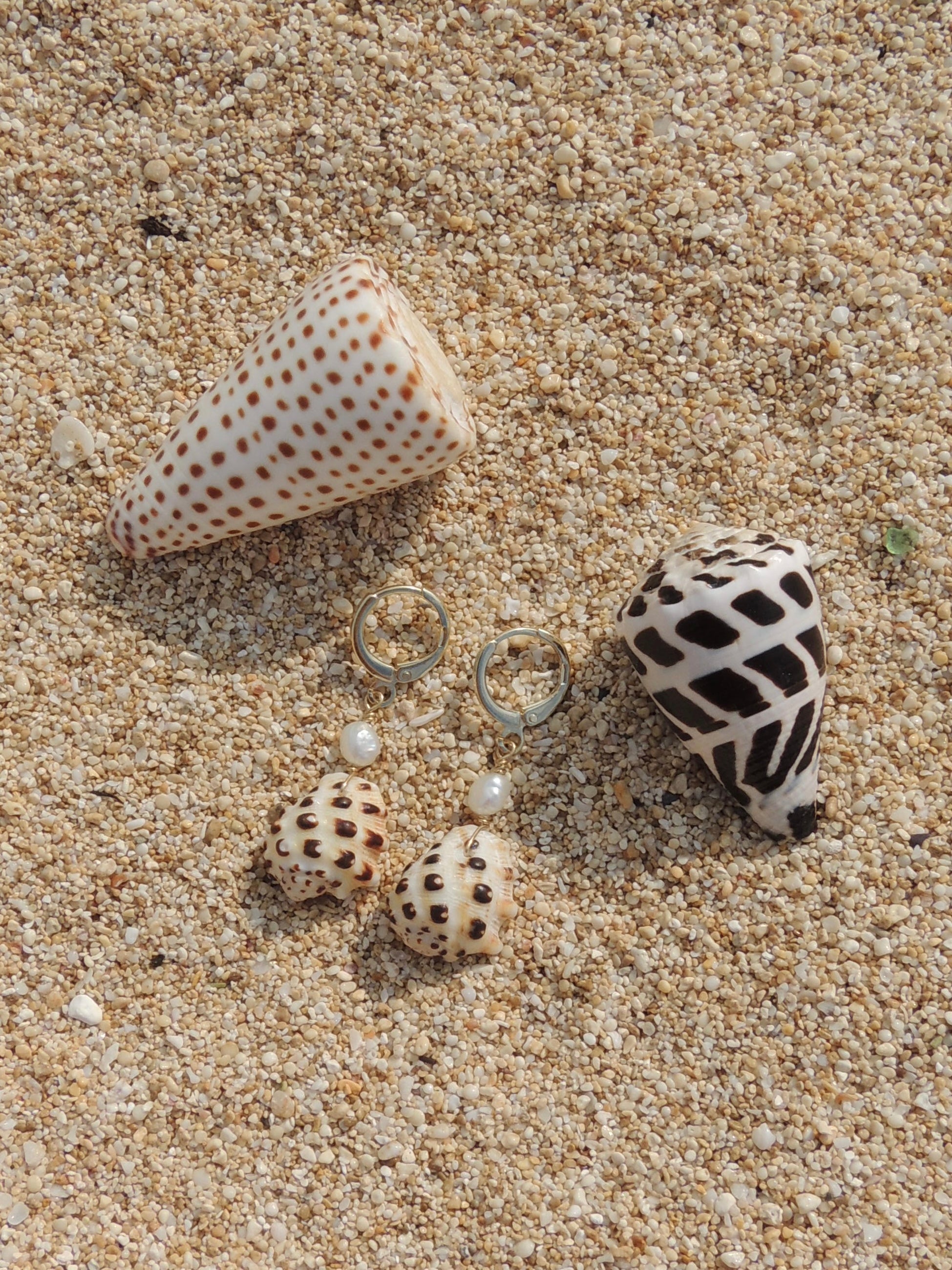 Drupe Shell Huggies