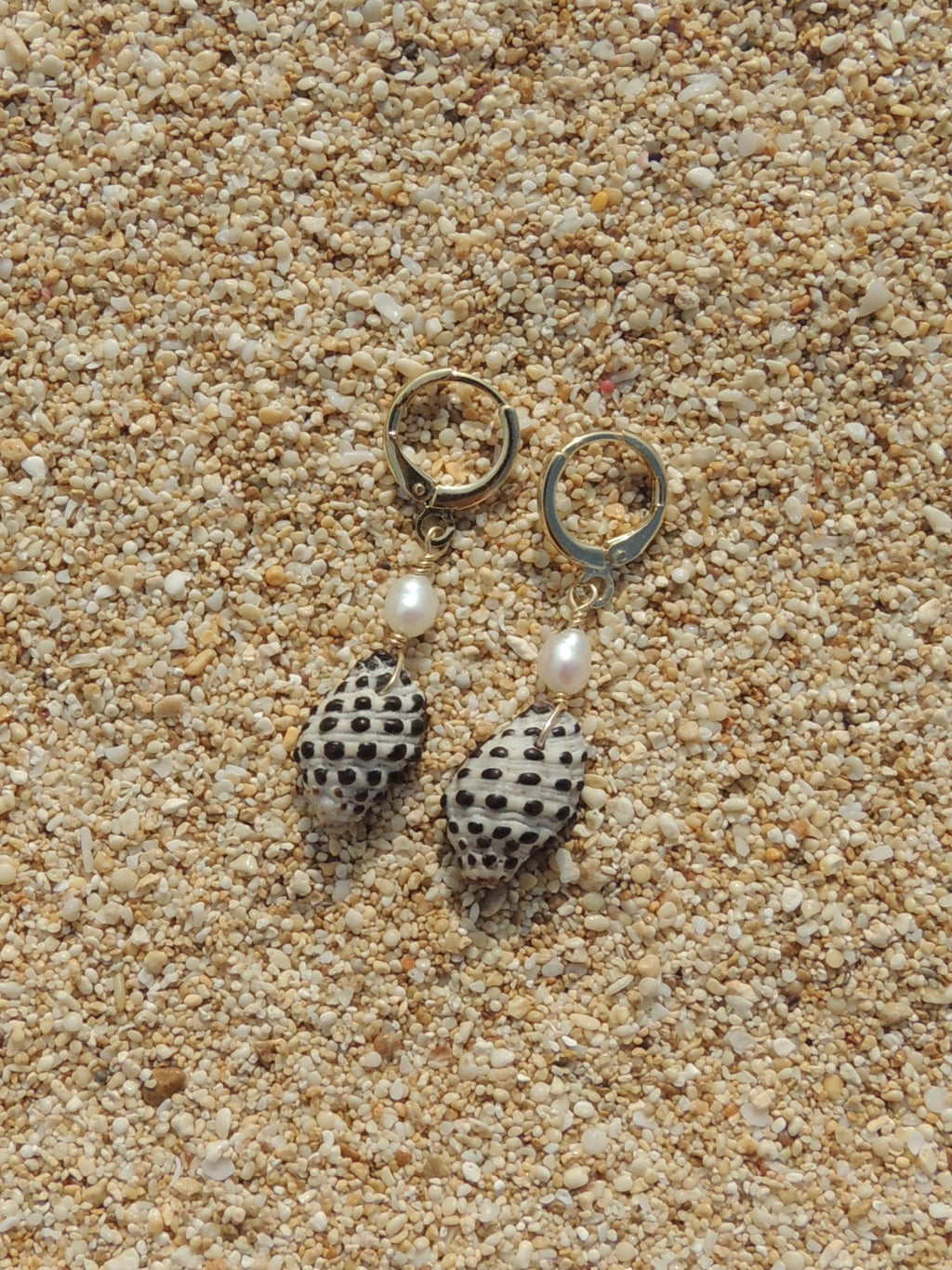 Drupe Shell Huggies