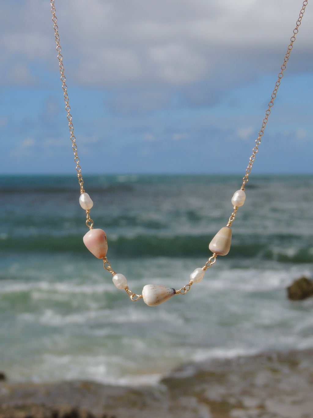 Cone Shell Choker Necklace