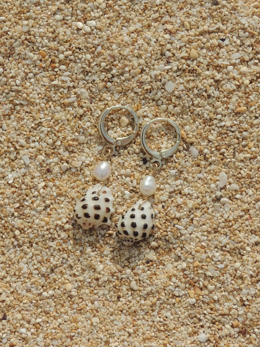 Drupe Shell Huggies