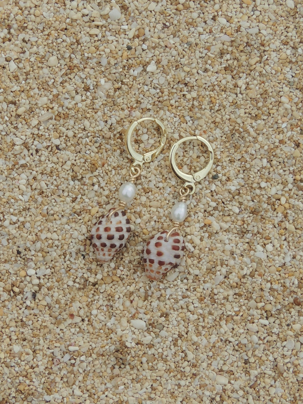 Drupe Shell Huggies
