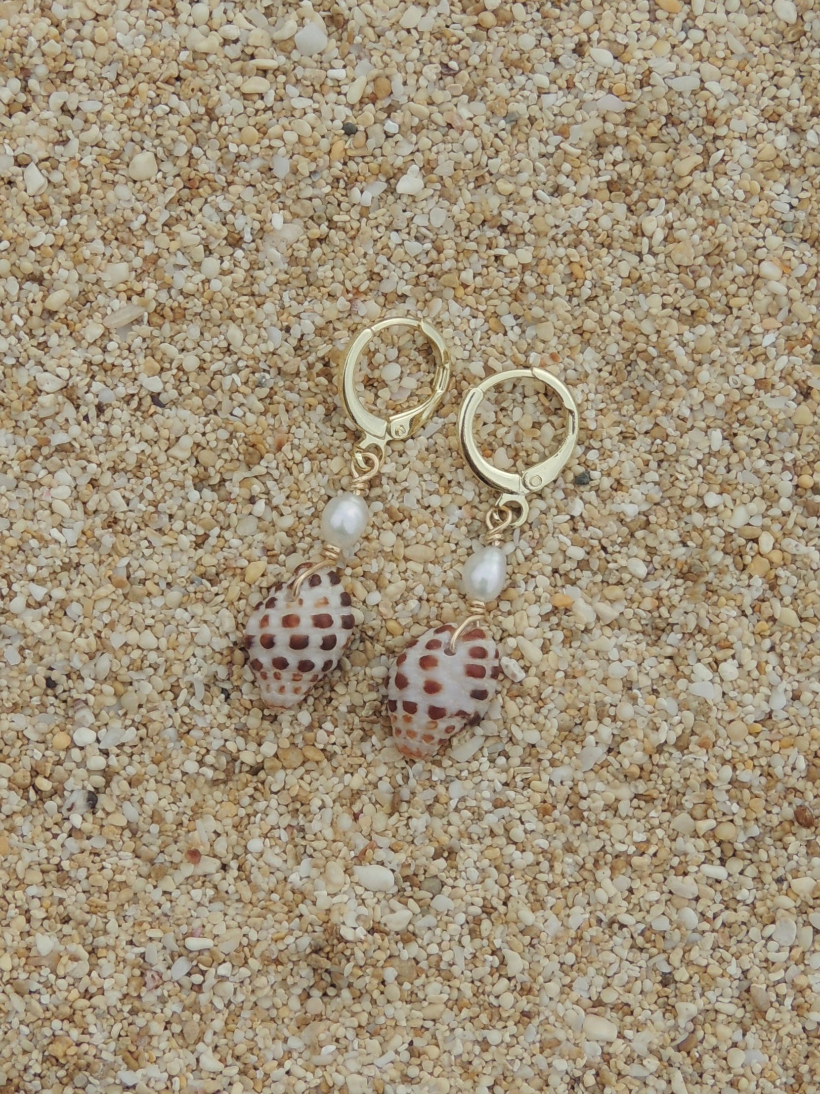 Drupe Shell Huggies
