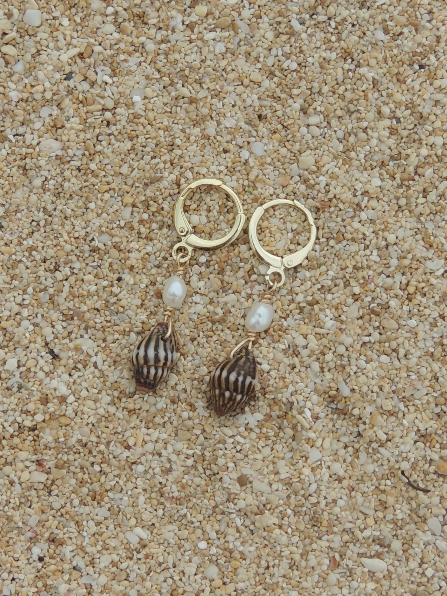 Shell Huggies