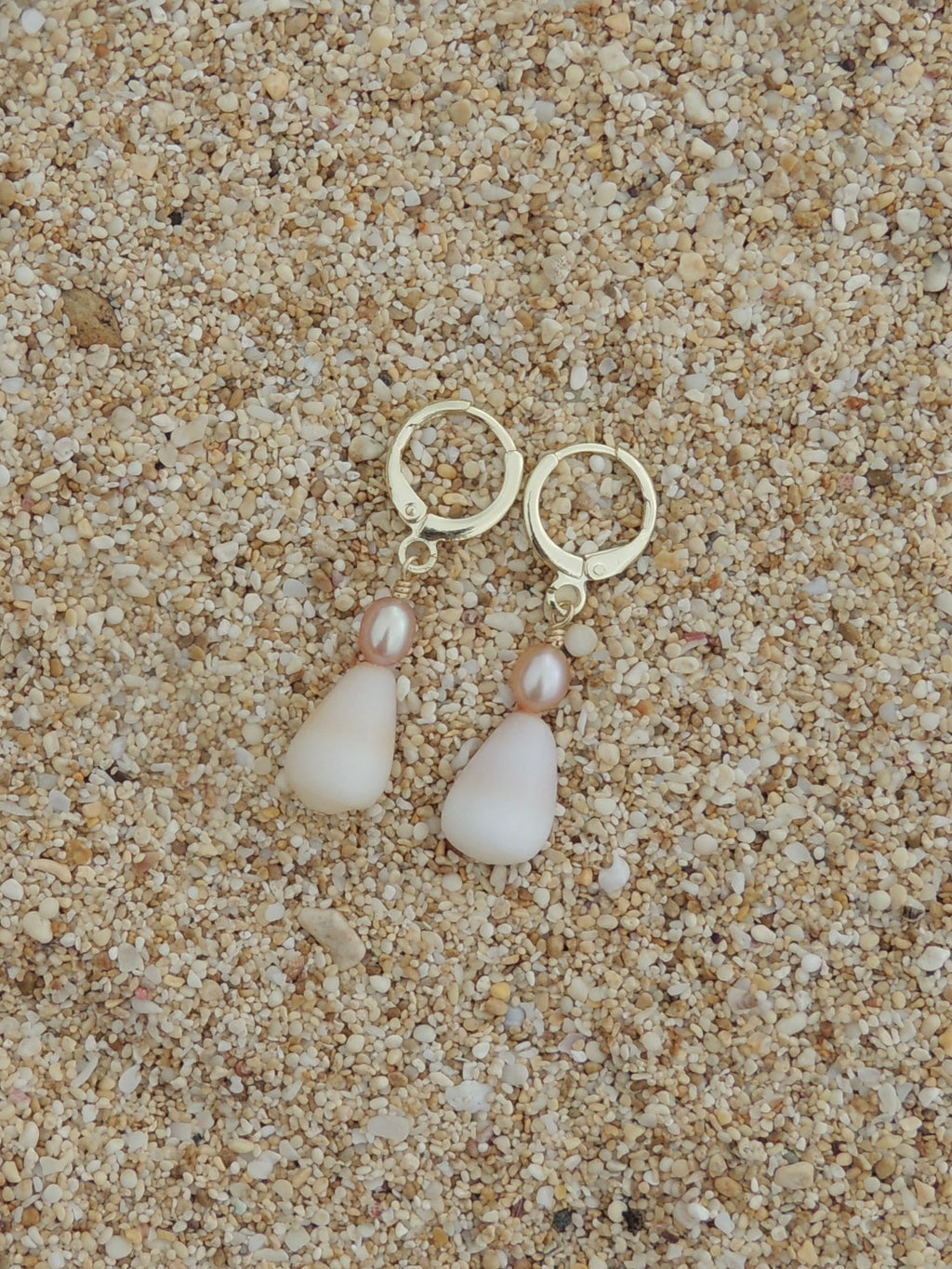 Cone Shell Huggies