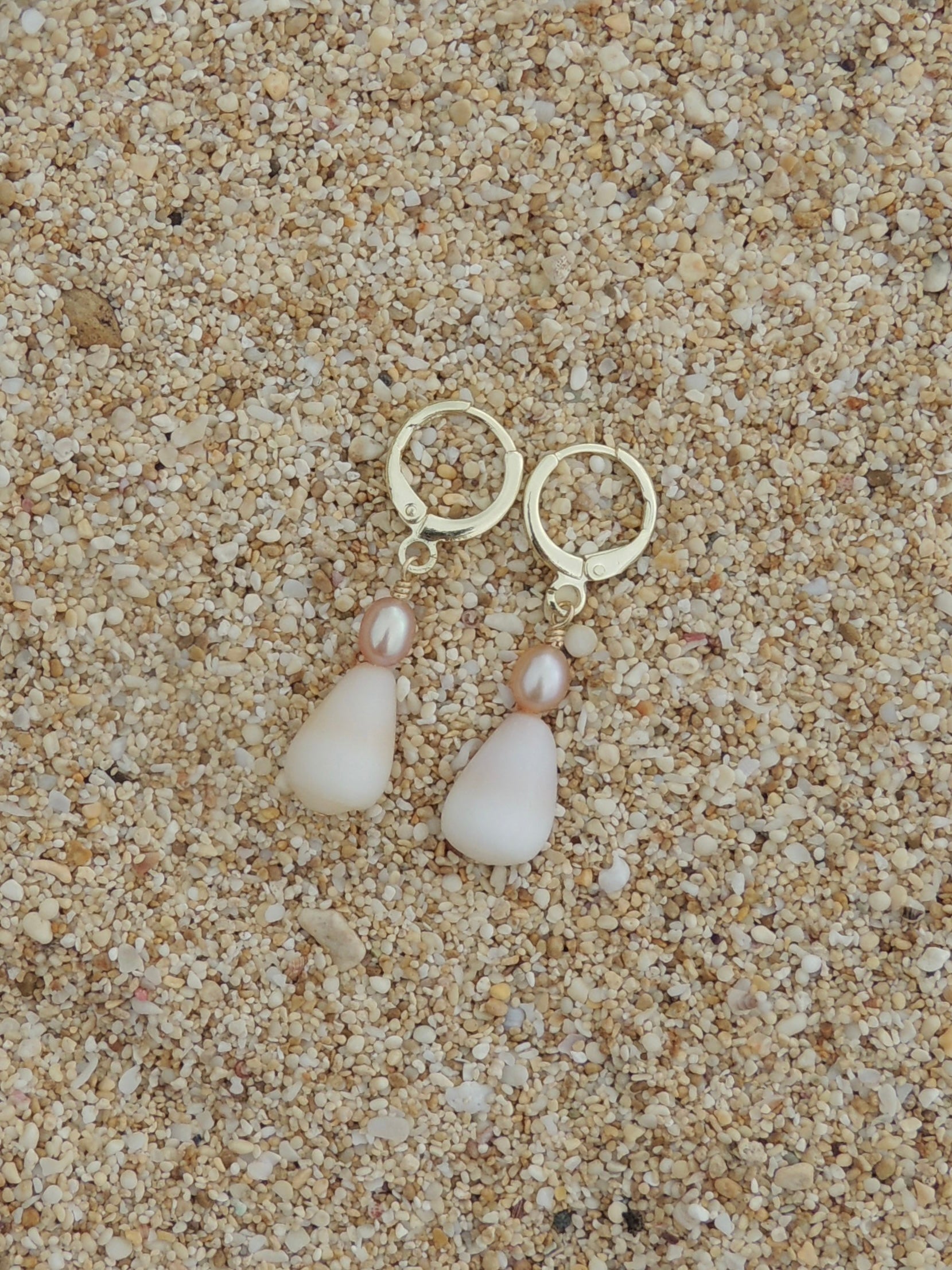 Cone Shell Huggies