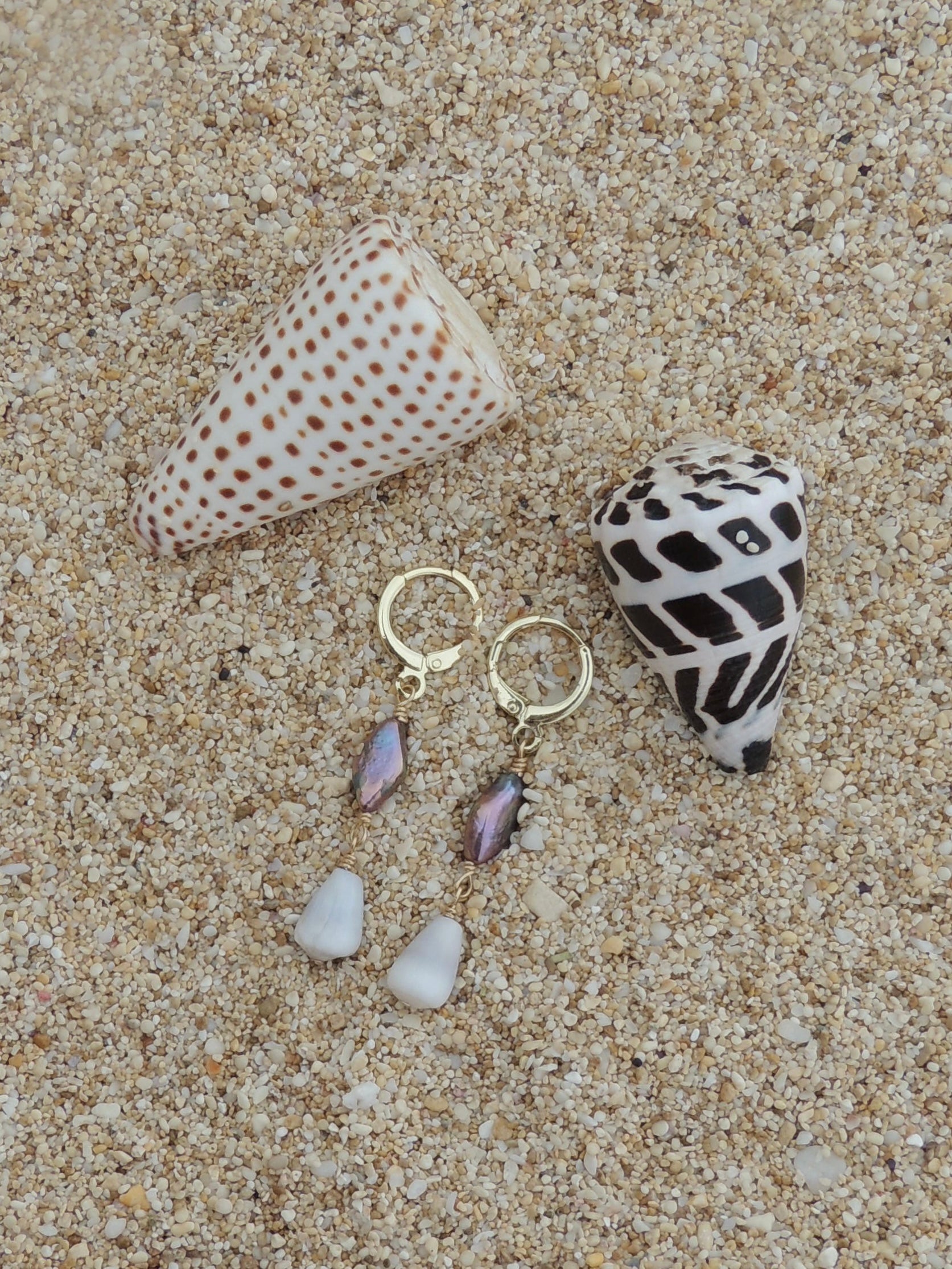 Cone Shell Huggies