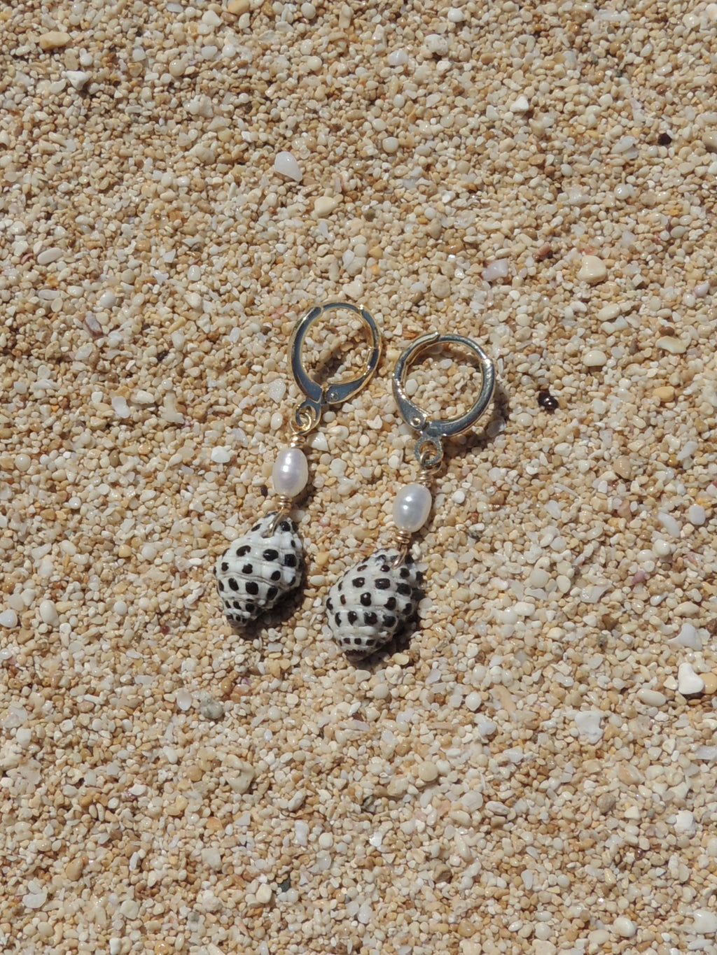 Drupe Shell Huggies