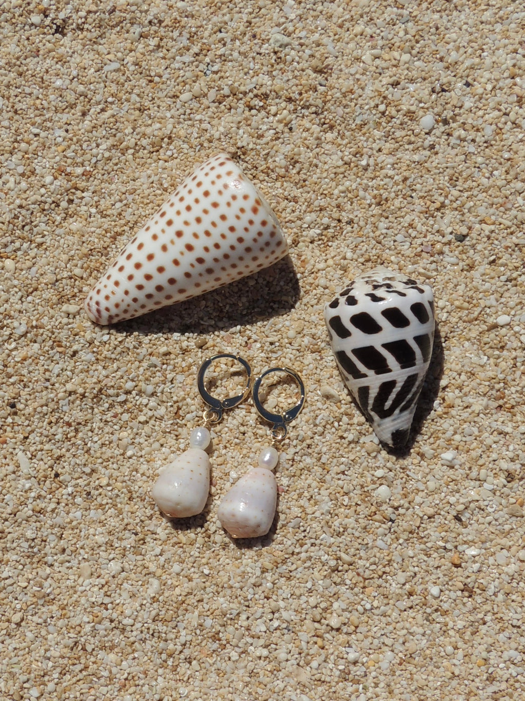 Abbreviated Cone Shell Huggies