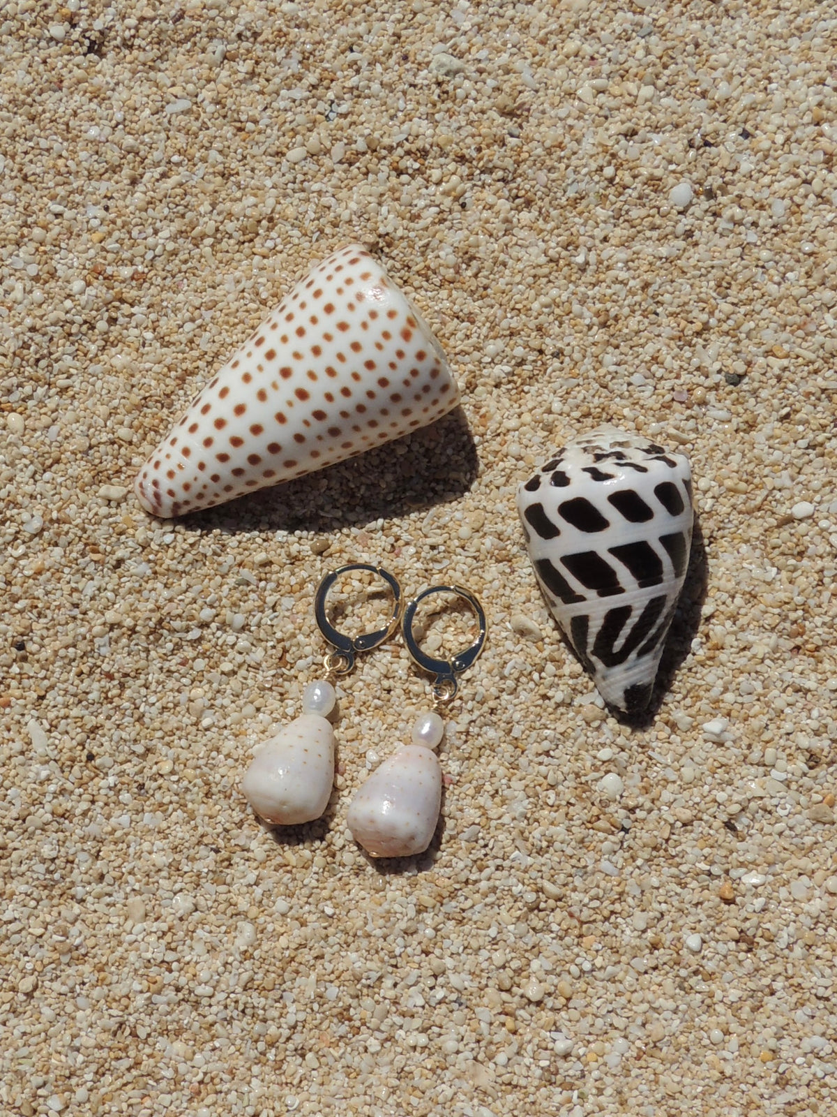 Abbreviated Cone Shell Huggies