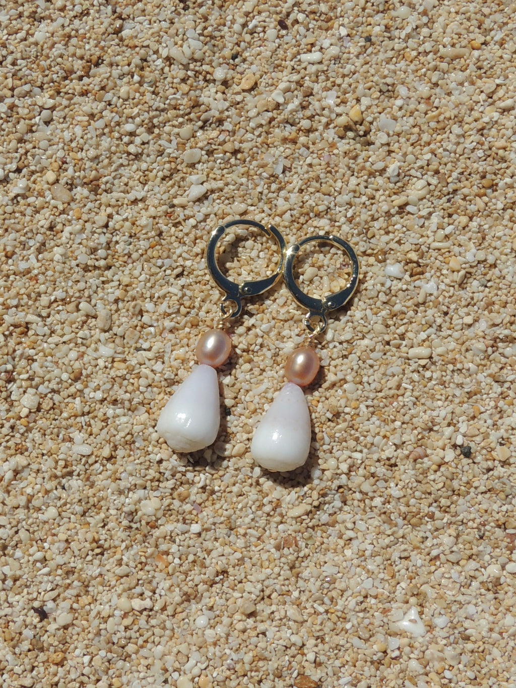 Cone Shell Huggies