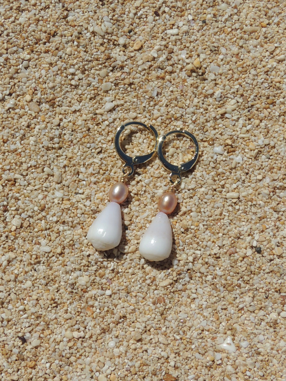 Cone Shell Huggies