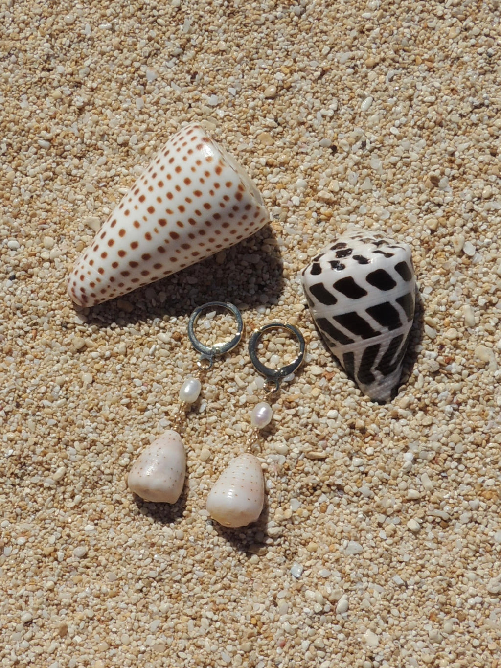 Abbreviated Cone Shell Huggies