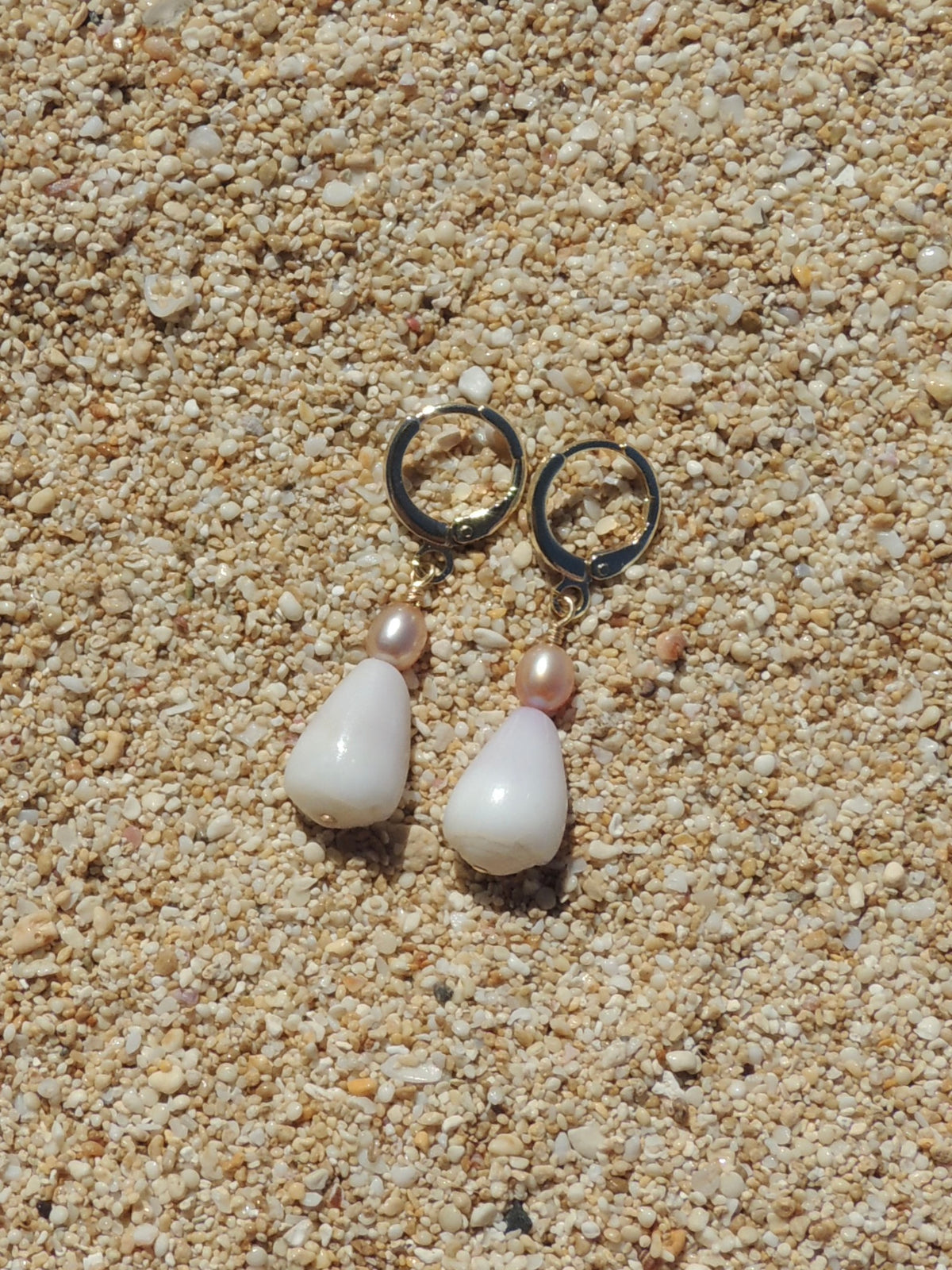 Cone Shell Huggies
