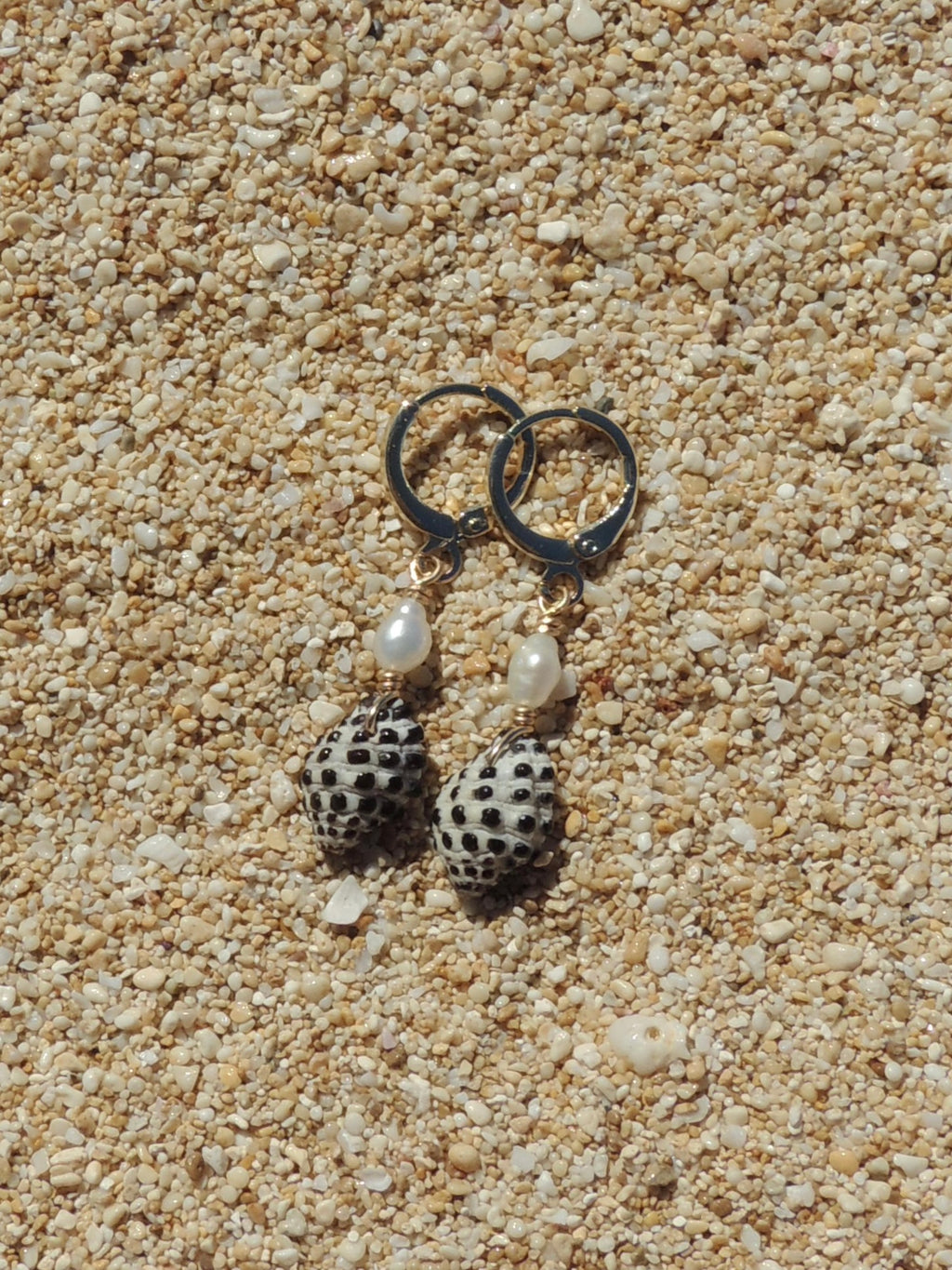Drupe Shell Huggies