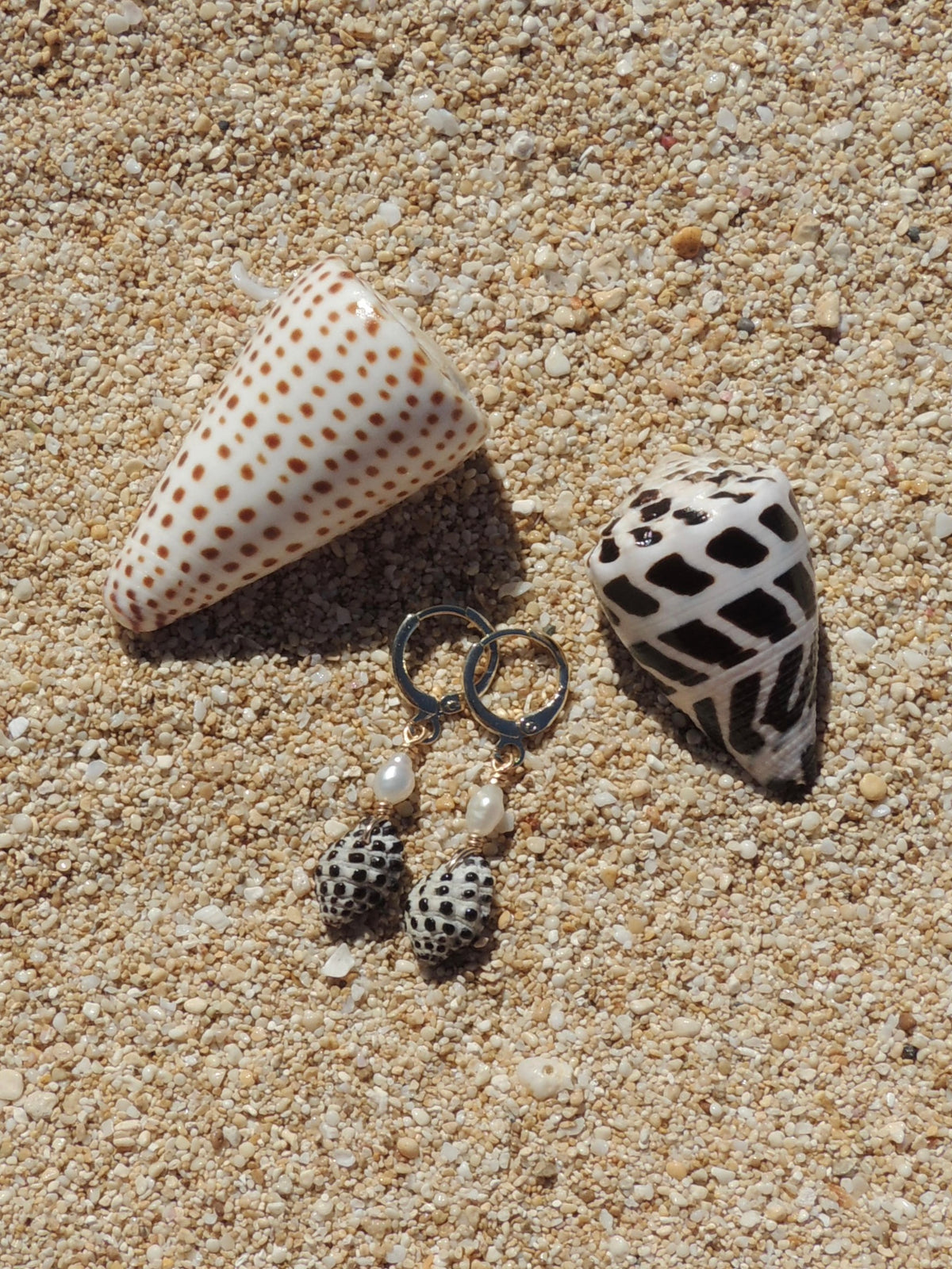 Drupe Shell Huggies