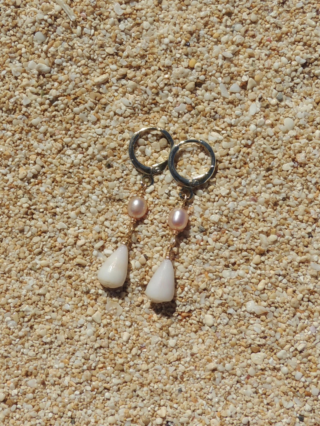 Cone Shell Huggies