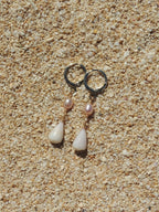 Cone Shell Huggies