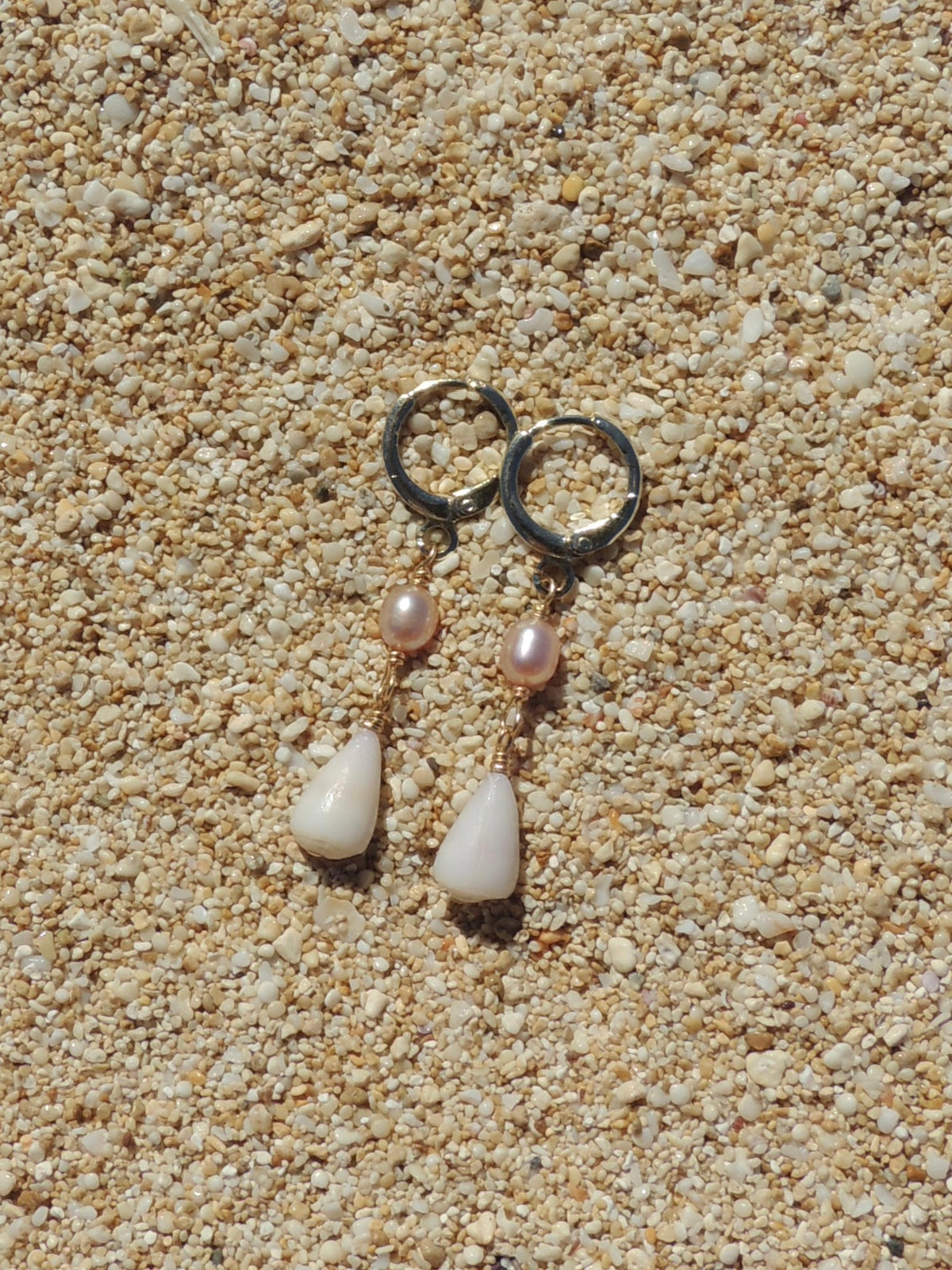 Cone Shell Huggies